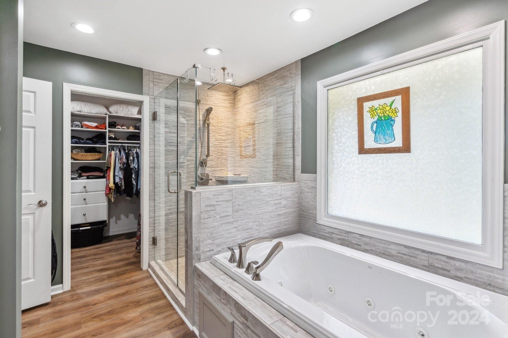 Larkin Sloan Estates - Residential