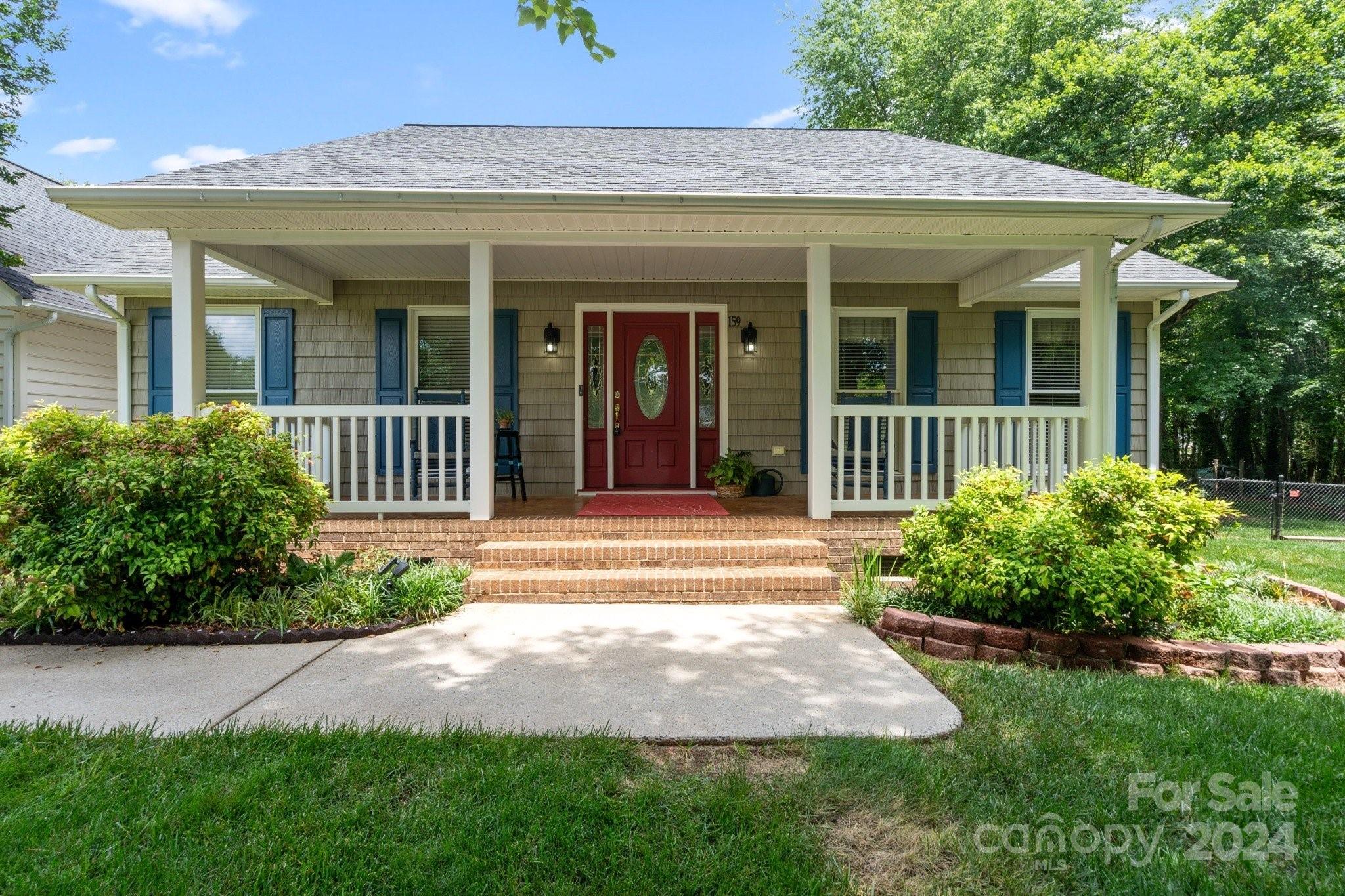 Larkin Sloan Estates - Residential