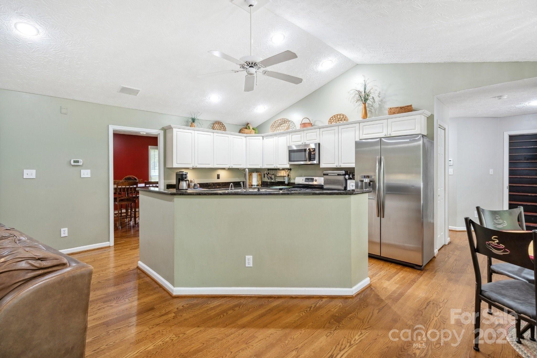 Larkin Sloan Estates - Residential