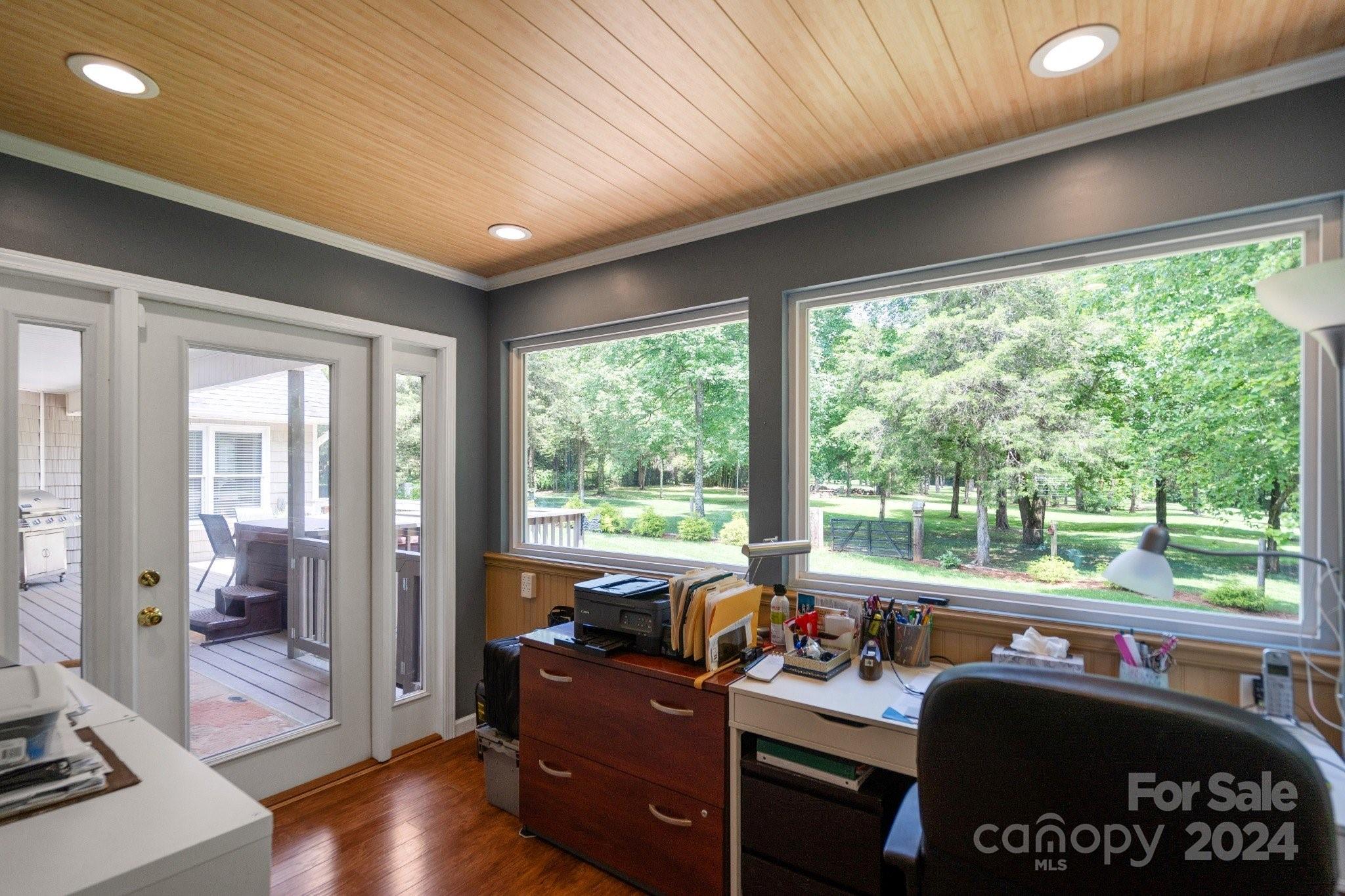 Larkin Sloan Estates - Residential