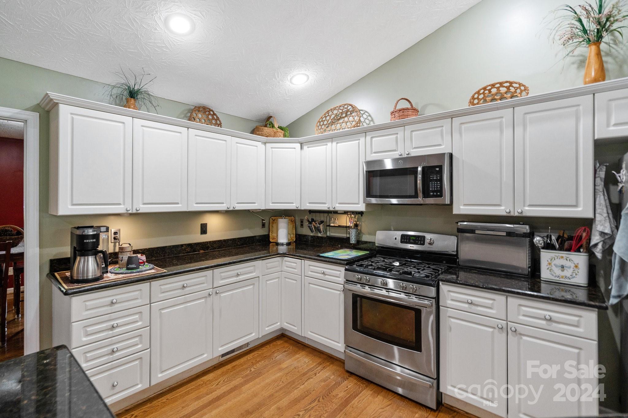 Larkin Sloan Estates - Residential