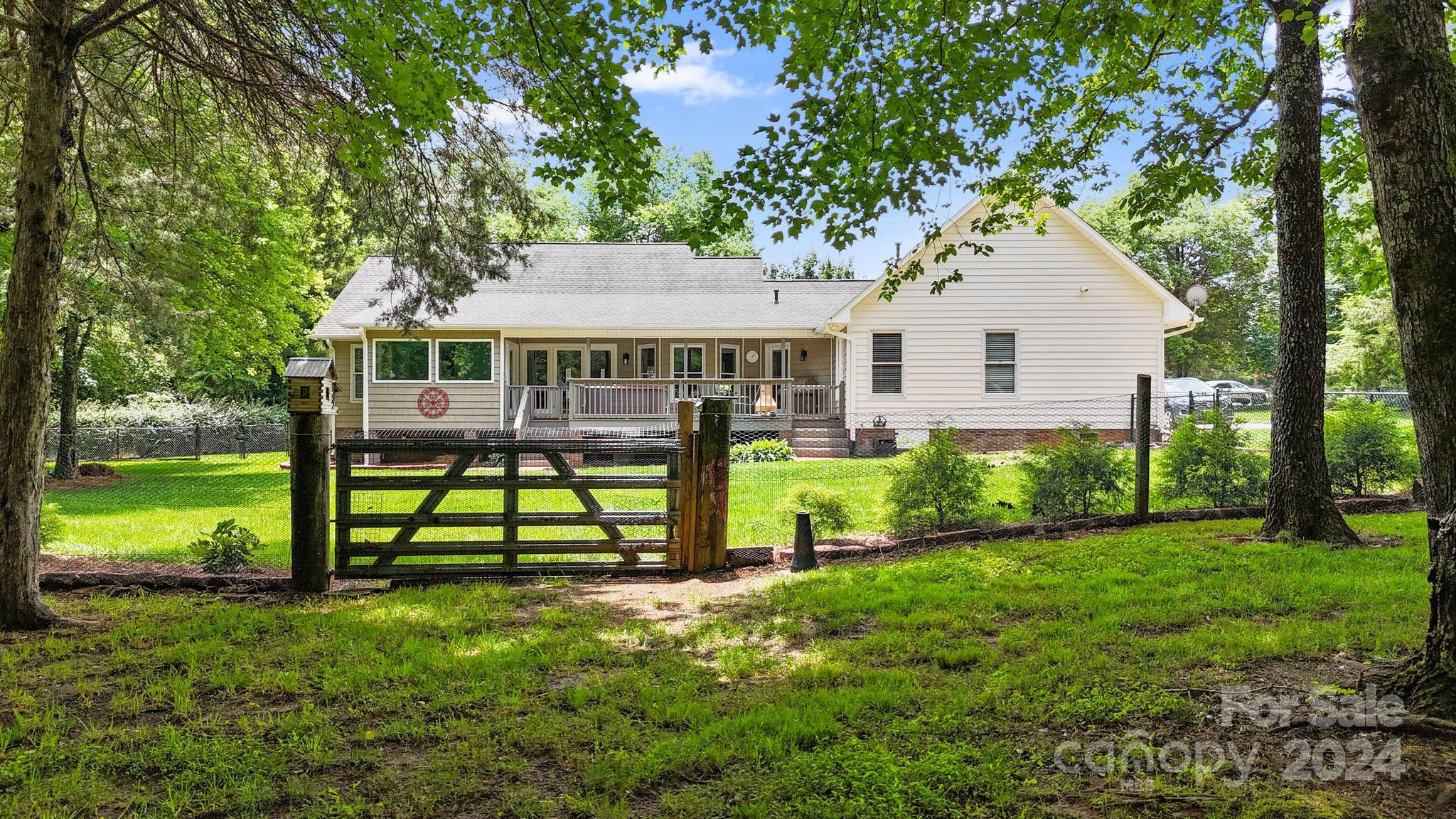 Larkin Sloan Estates - Residential