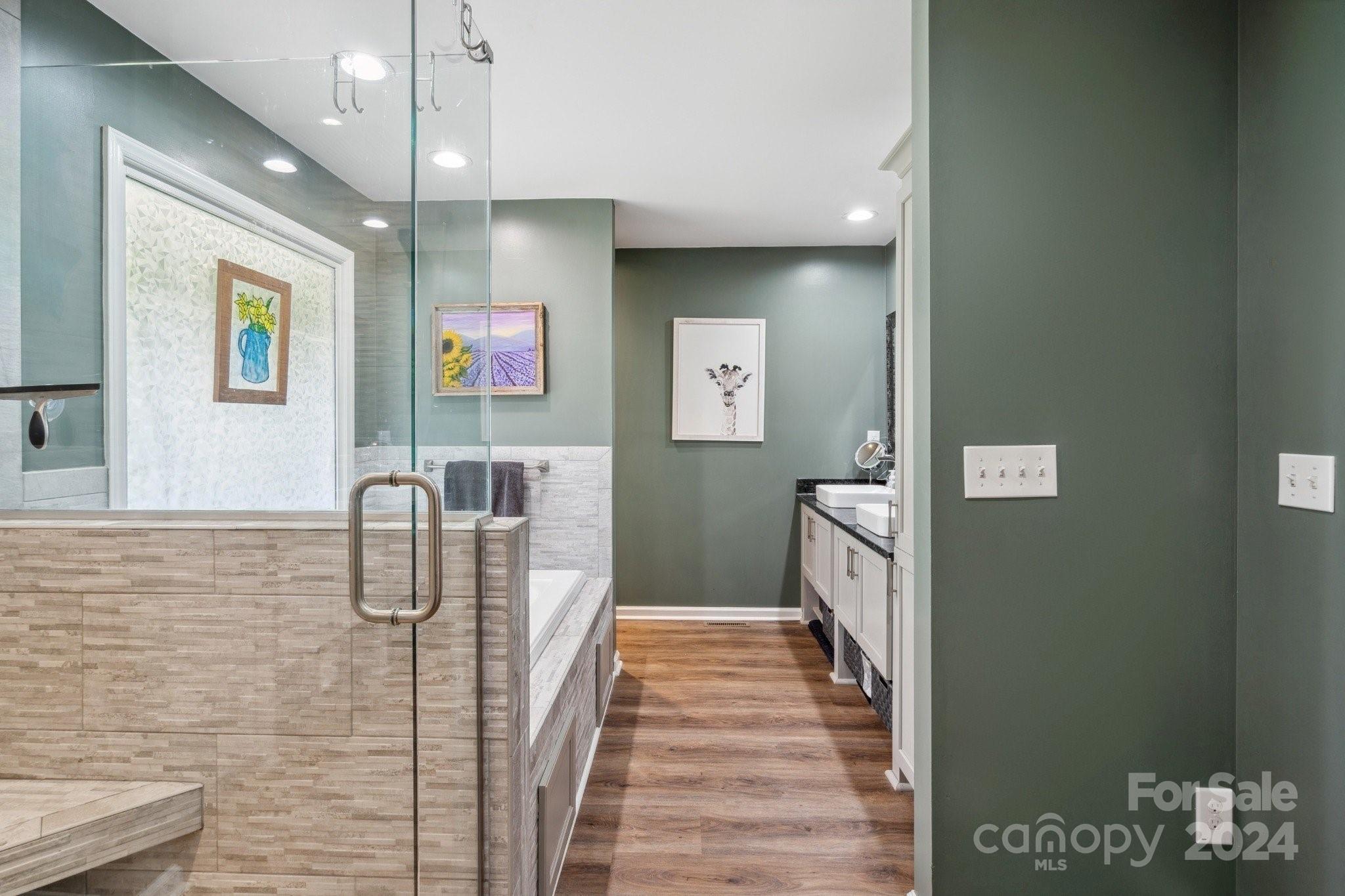 Larkin Sloan Estates - Residential