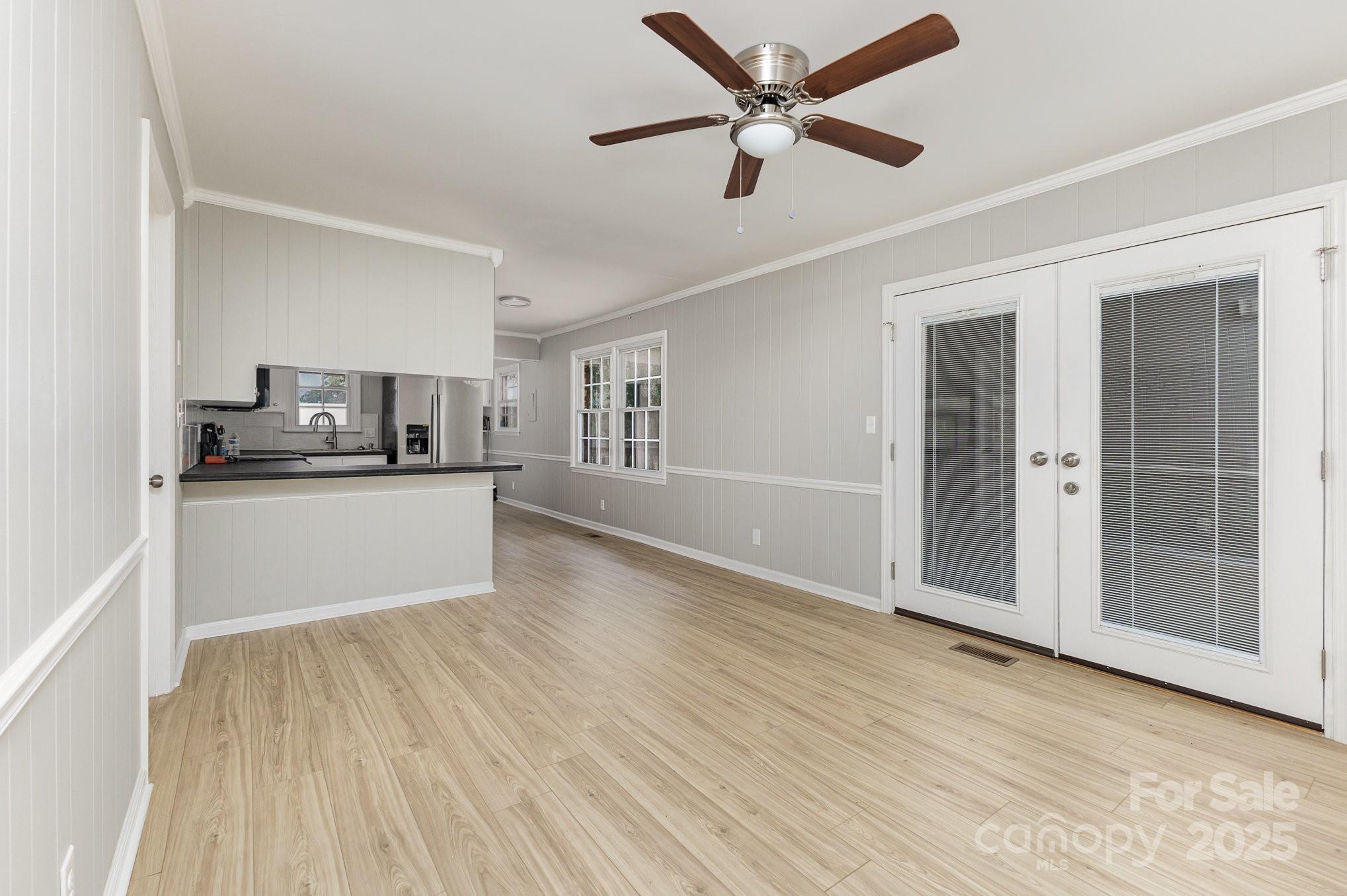 White Oaks - Residential