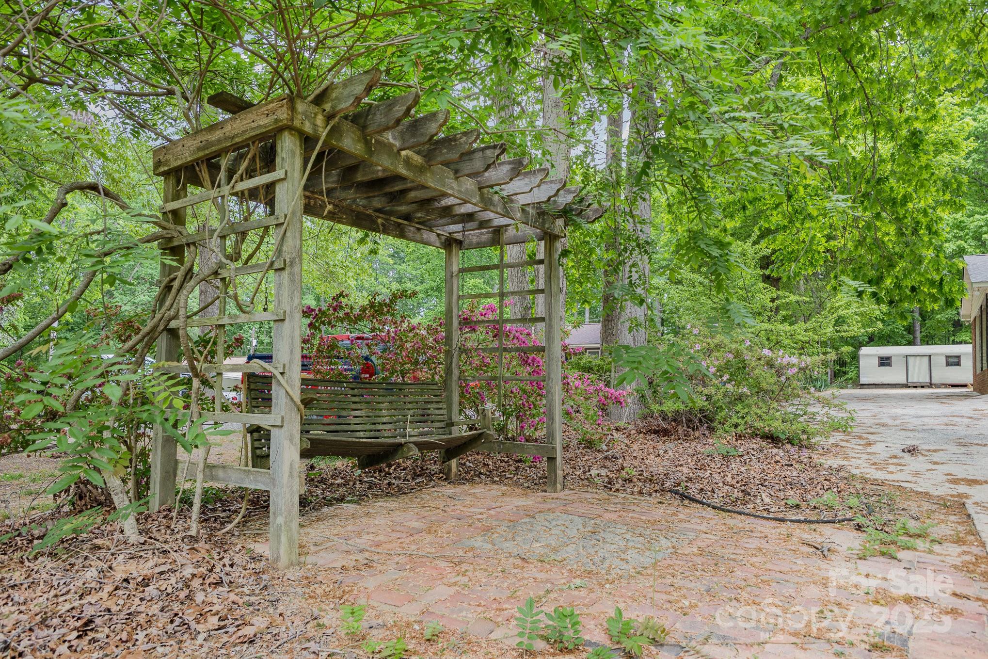 White Oaks - Residential