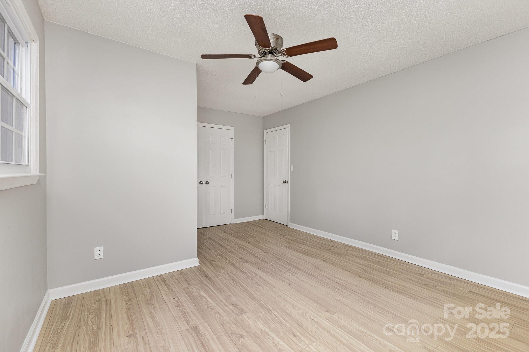 White Oaks - Residential