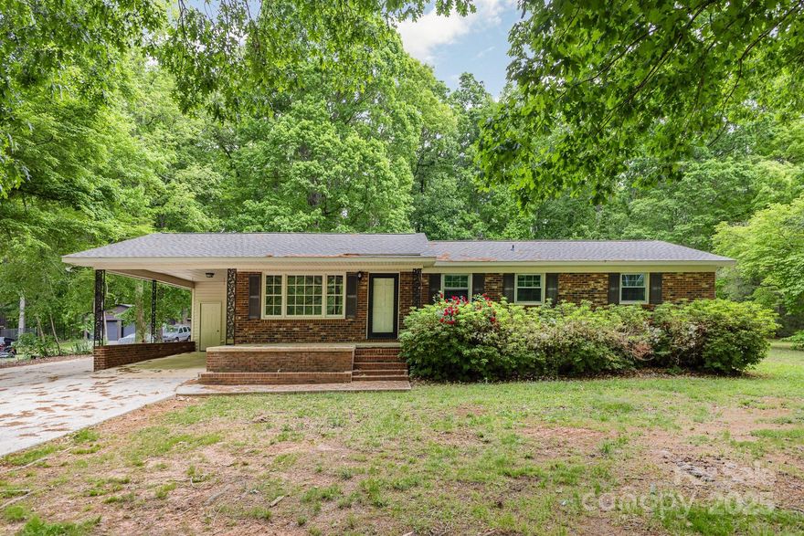 This completely renovated home in Lancaster is in a peaceful area with no HOA. When standing outside, all you can hear is the wind blowing through the trees and the birds chirping. If you are looking for a great value, this is it. The market is saturated with houses right now, so why not pick the one that is turnkey and priced right?  This home is not far from town and nearby schools and also sits on a large lot! Schedule your showing today and make this wonderful home yours!