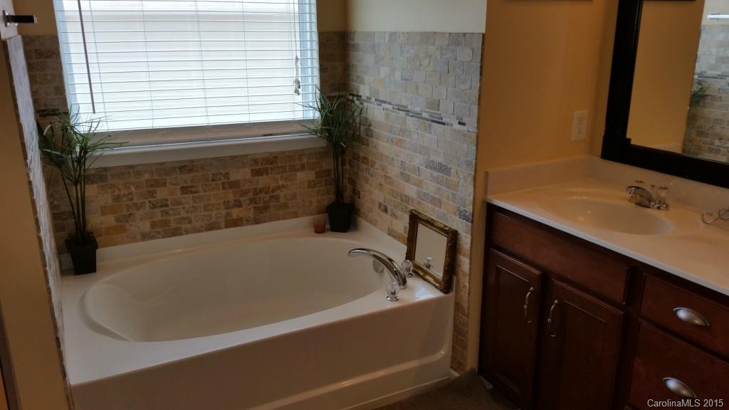 Almond Glen - Residential