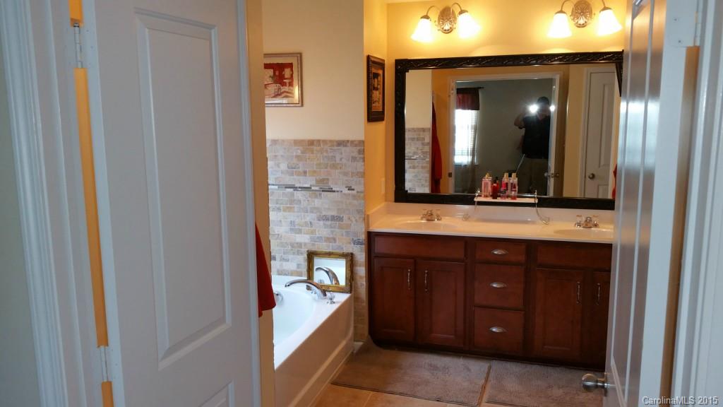 Almond Glen - Residential