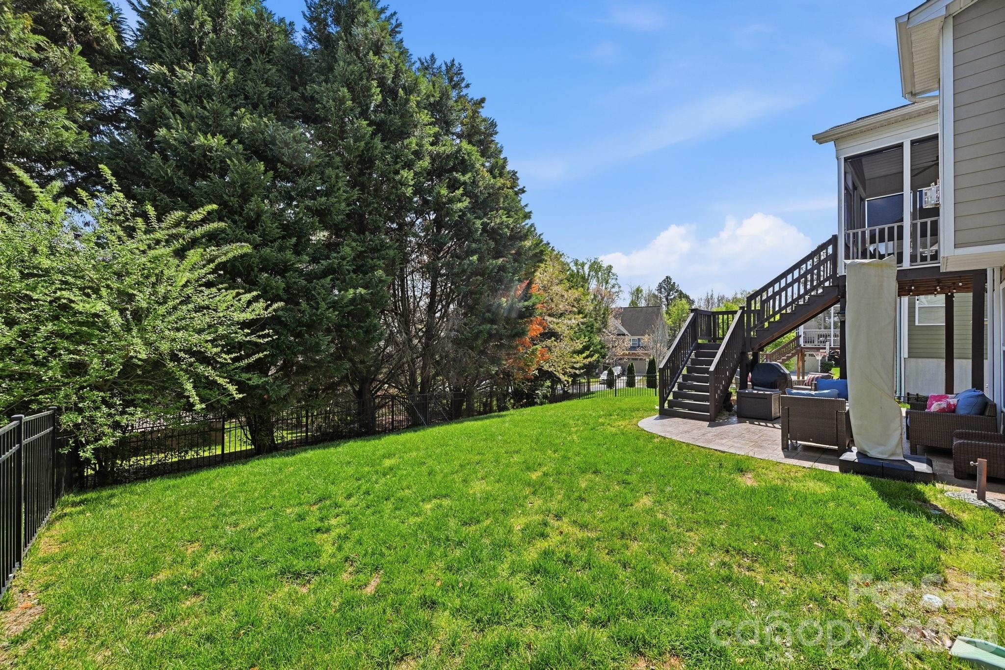 The Vineyards on Lake Wylie - Residential