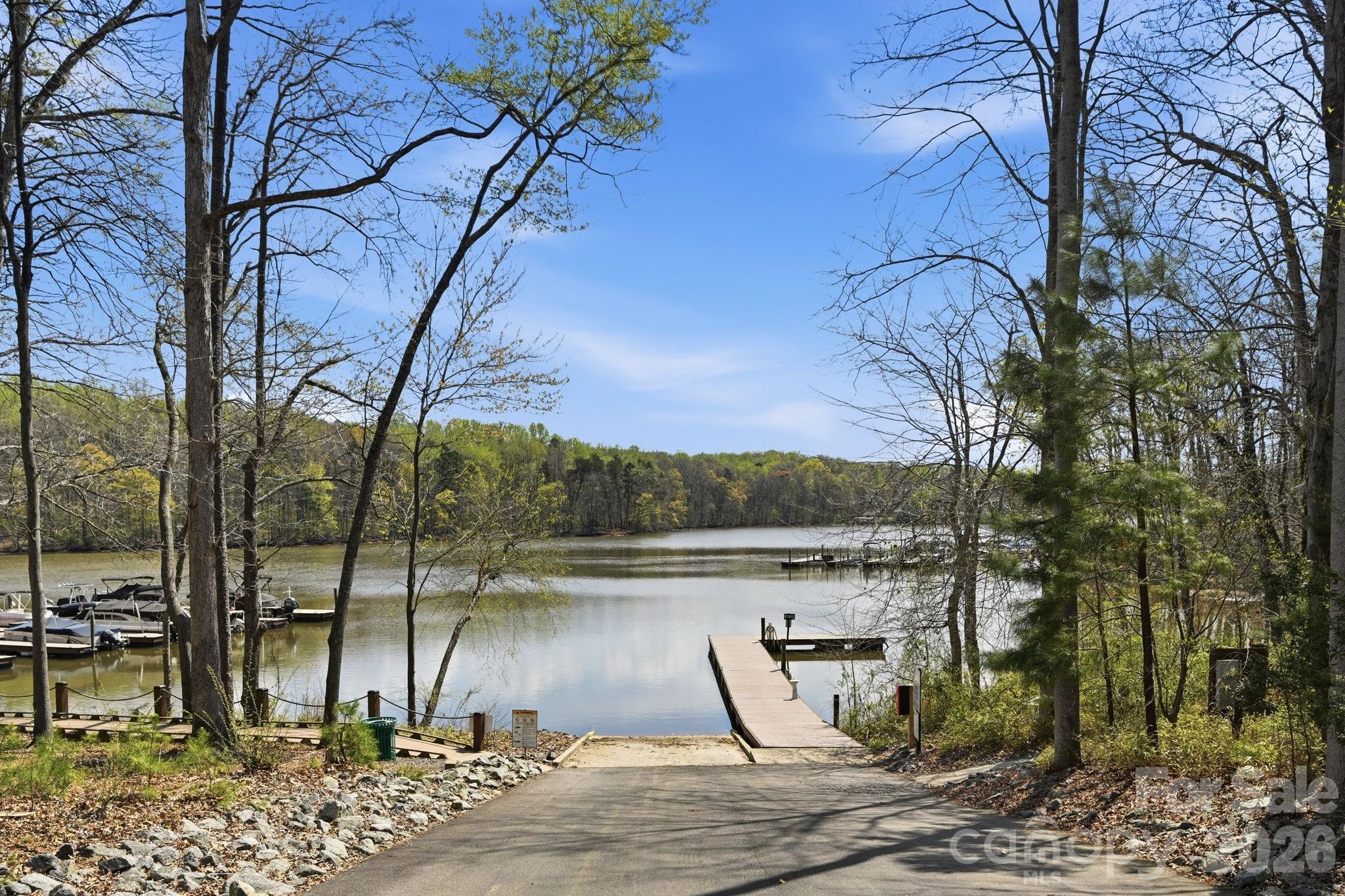 The Vineyards on Lake Wylie - Residential