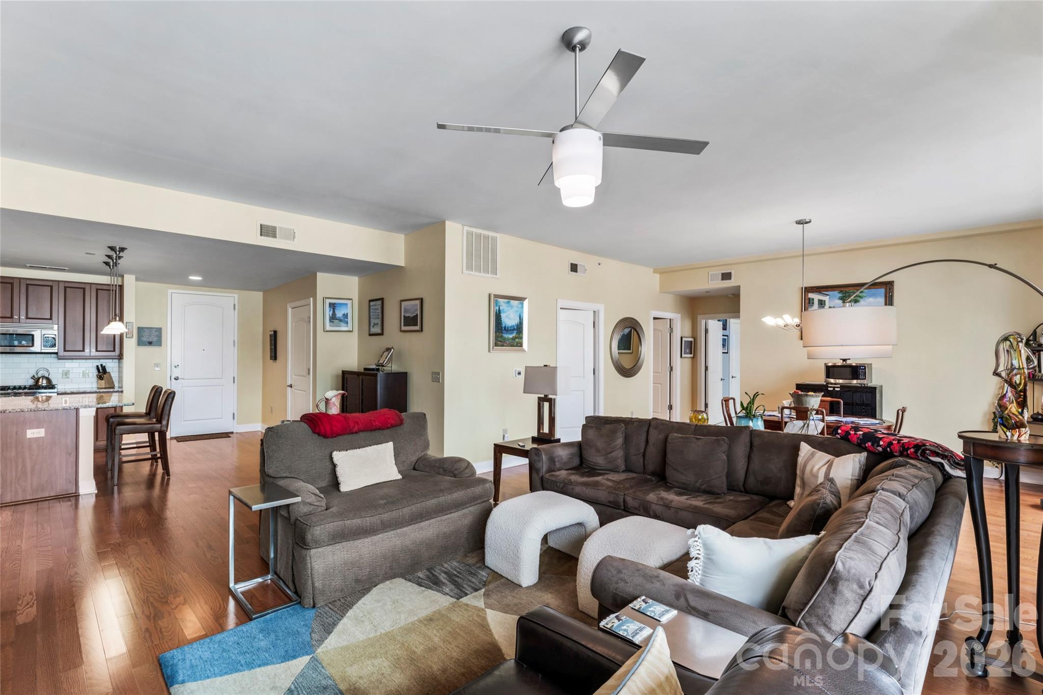 Royal Court - Residential