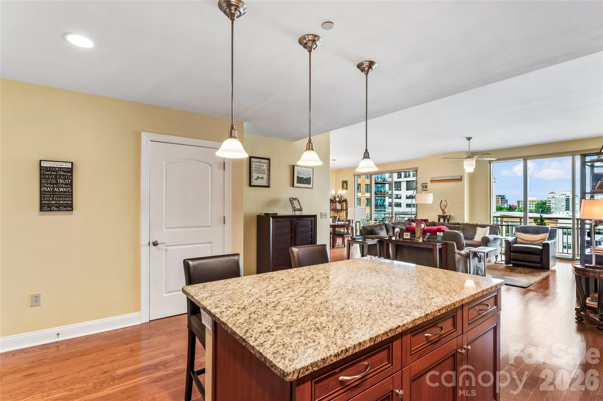 Royal Court - Residential