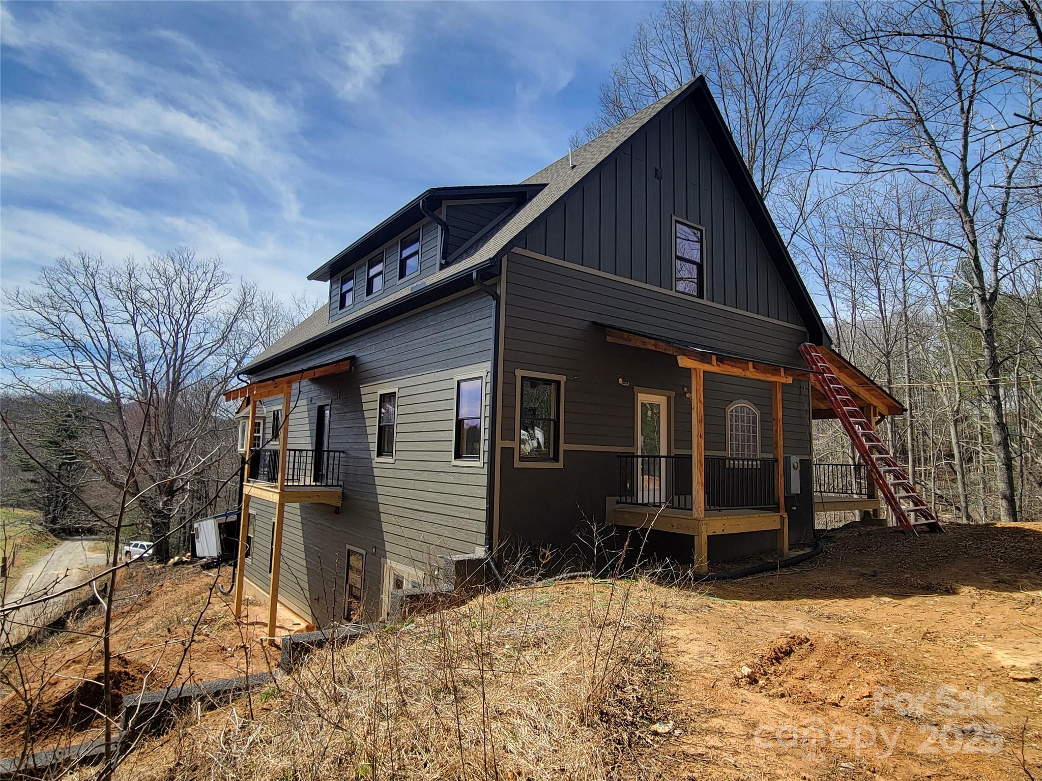 171 Cowtail Cove