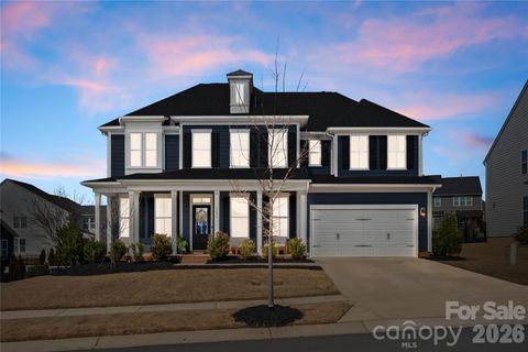 Photo of 1008 Cabriolet Court, Waxhaw, NC 28173 (MLS # 4354174)