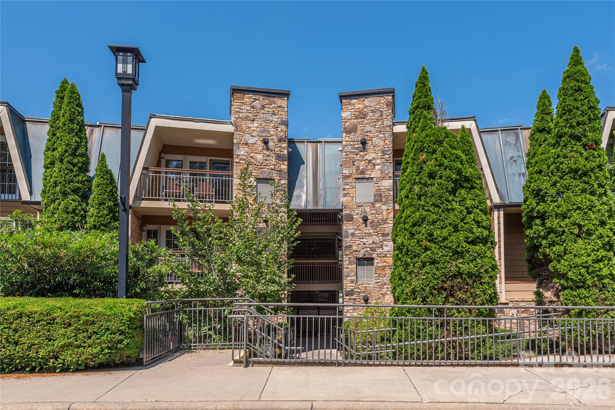 222 Bowling Park Road