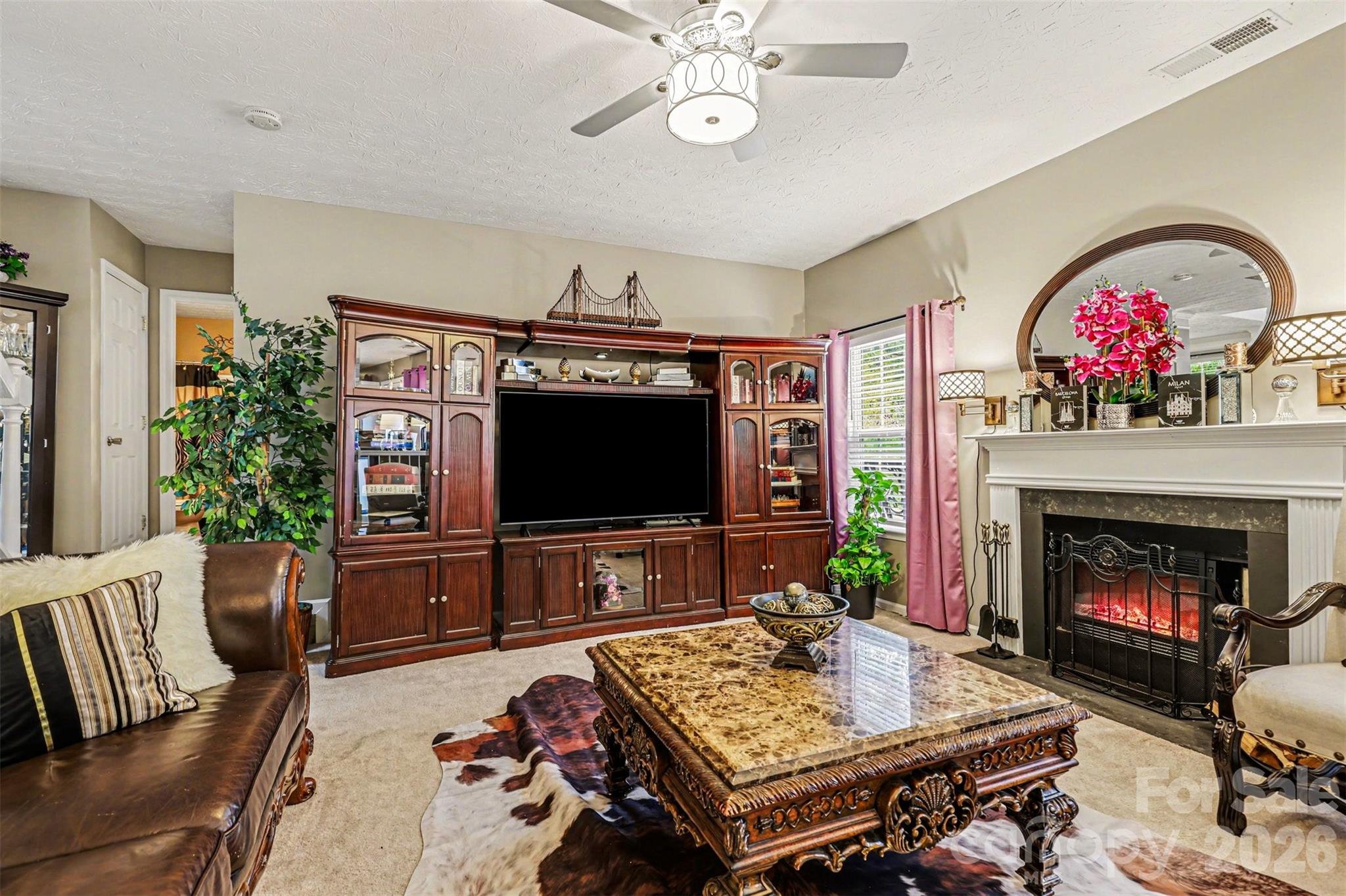 4905 Eagle Creek Drive