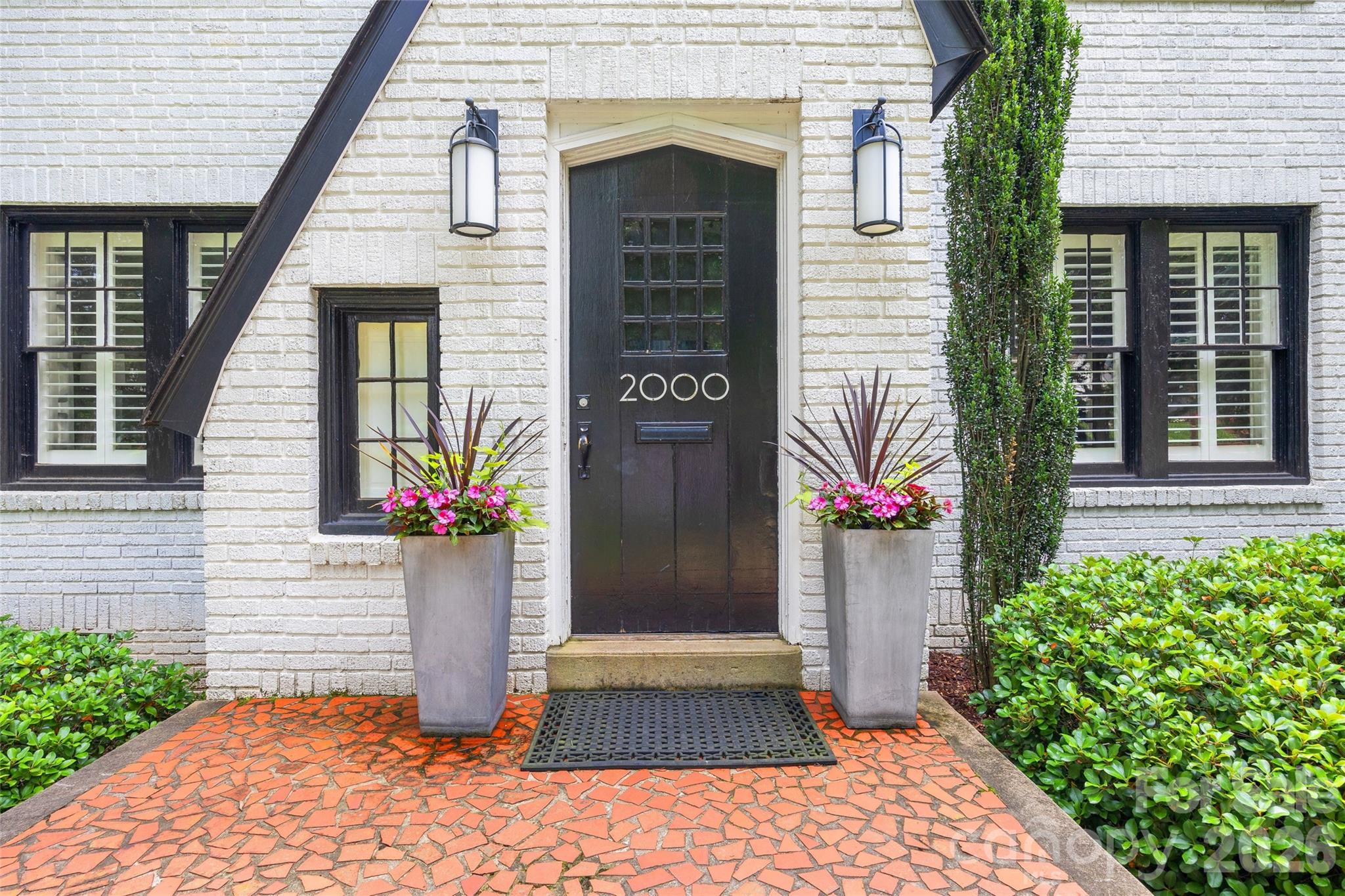 2000 Beverly Drive