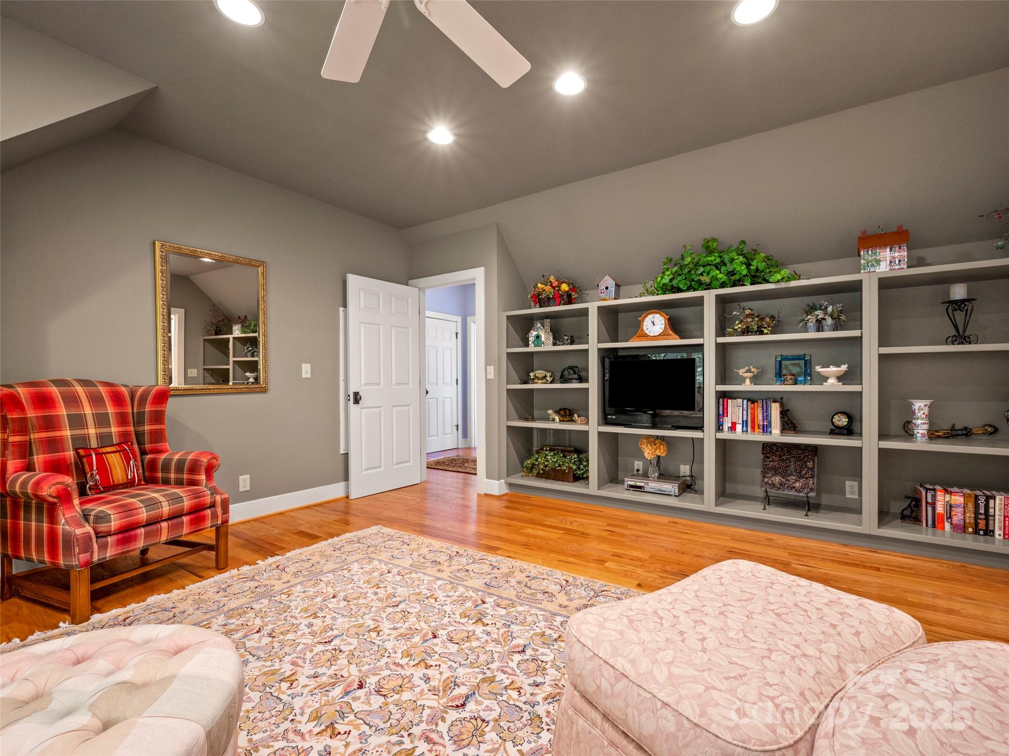 Champion Hills - Residential