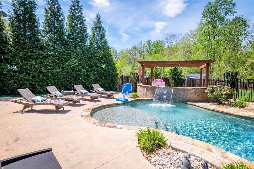 Cherry Grove - Residential