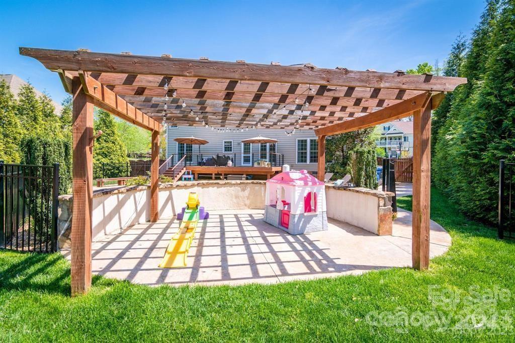 Cherry Grove - Residential