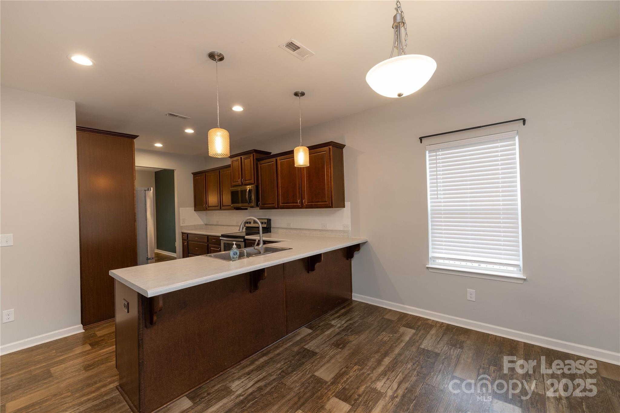 Whispering Hills - Residential Lease