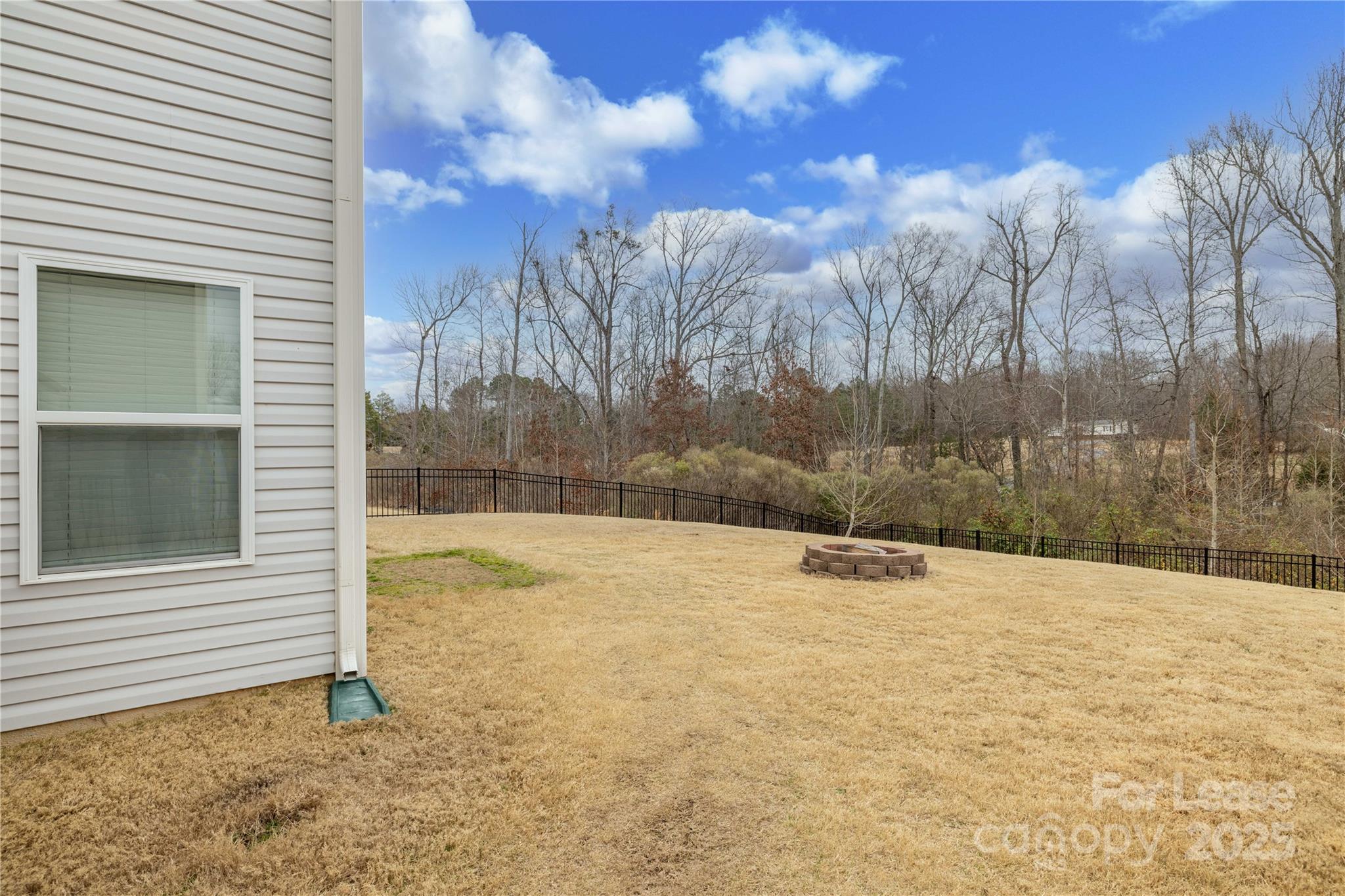 Whispering Hills - Residential Lease