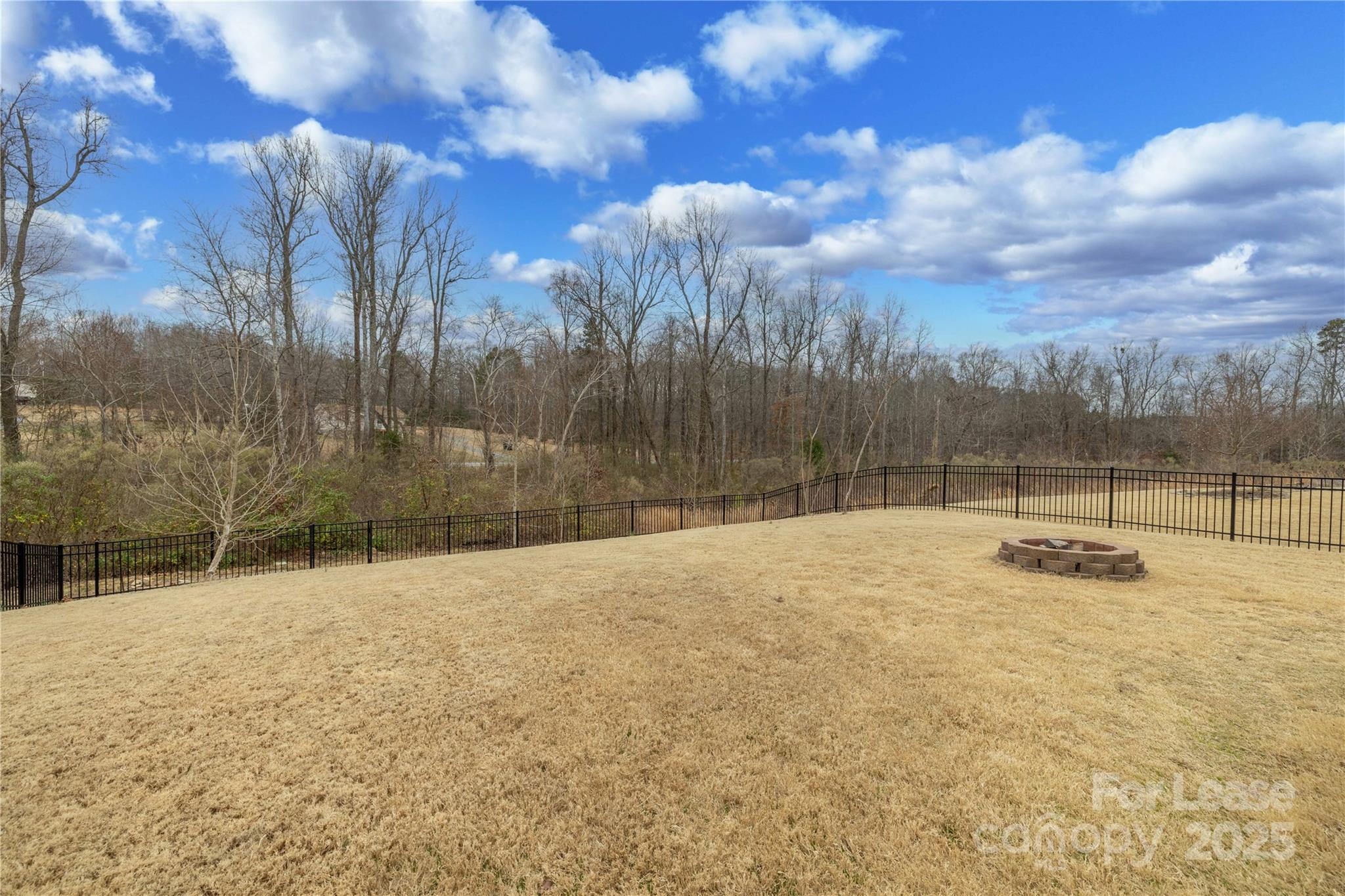 Whispering Hills - Residential Lease