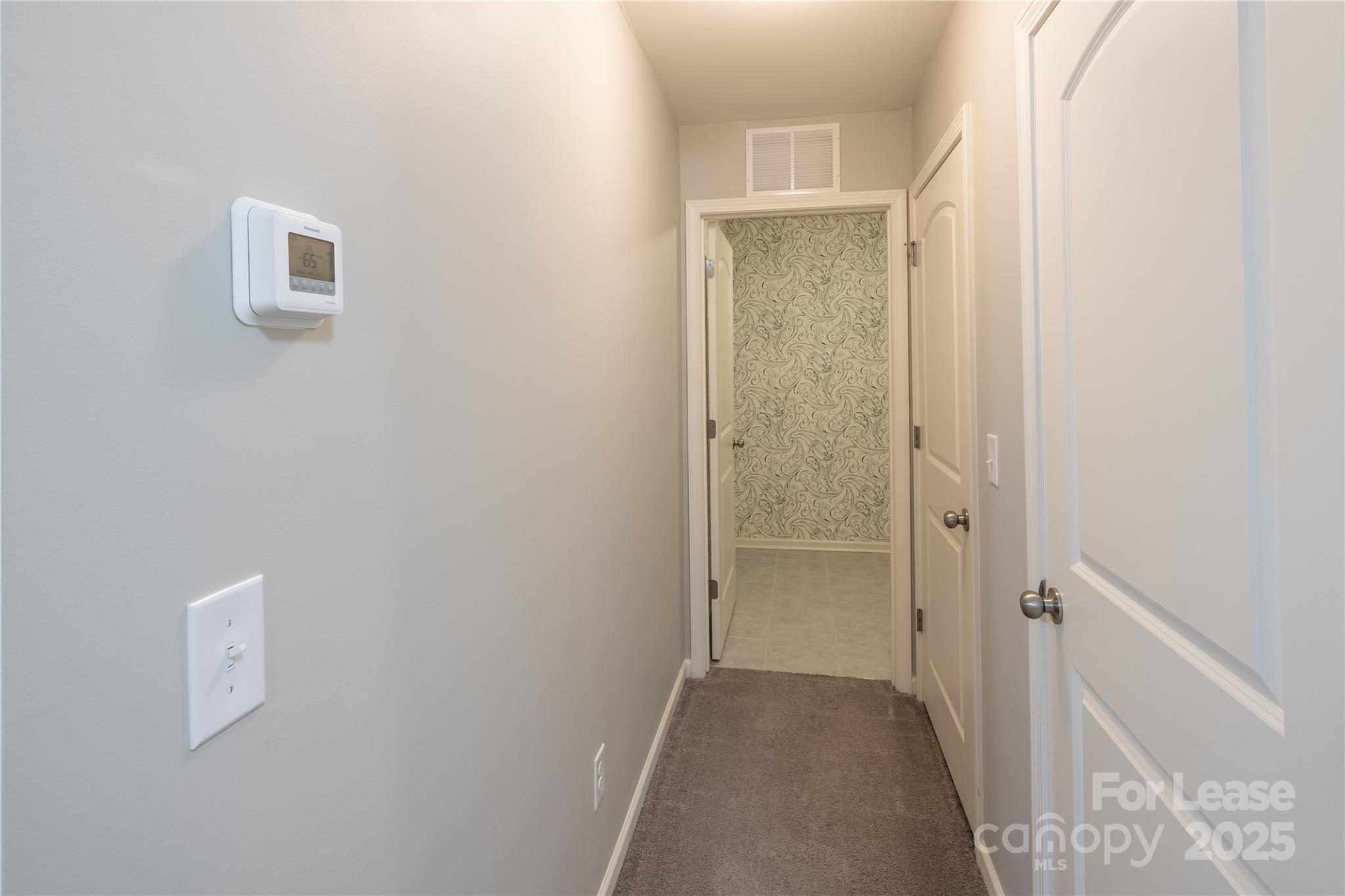 Whispering Hills - Residential Lease