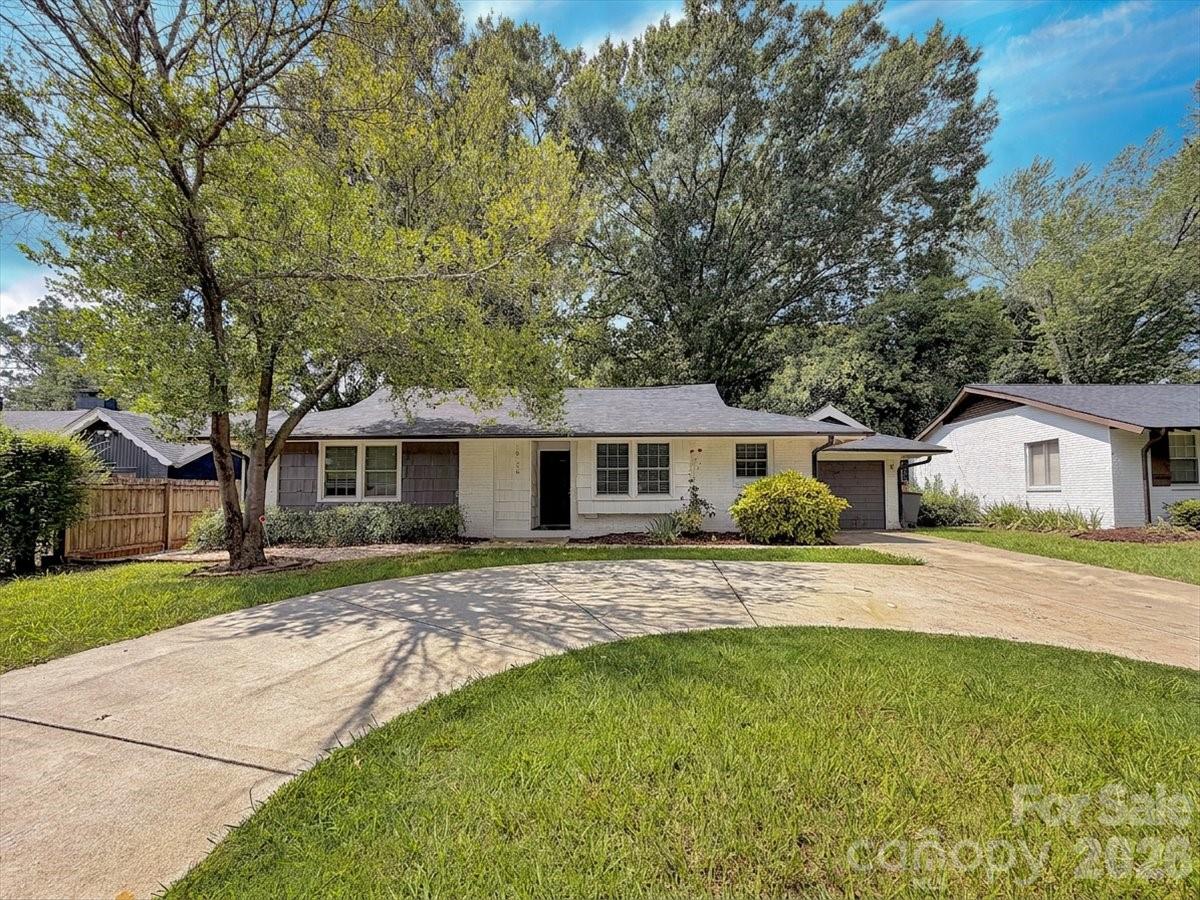 1926 Tyvola Road