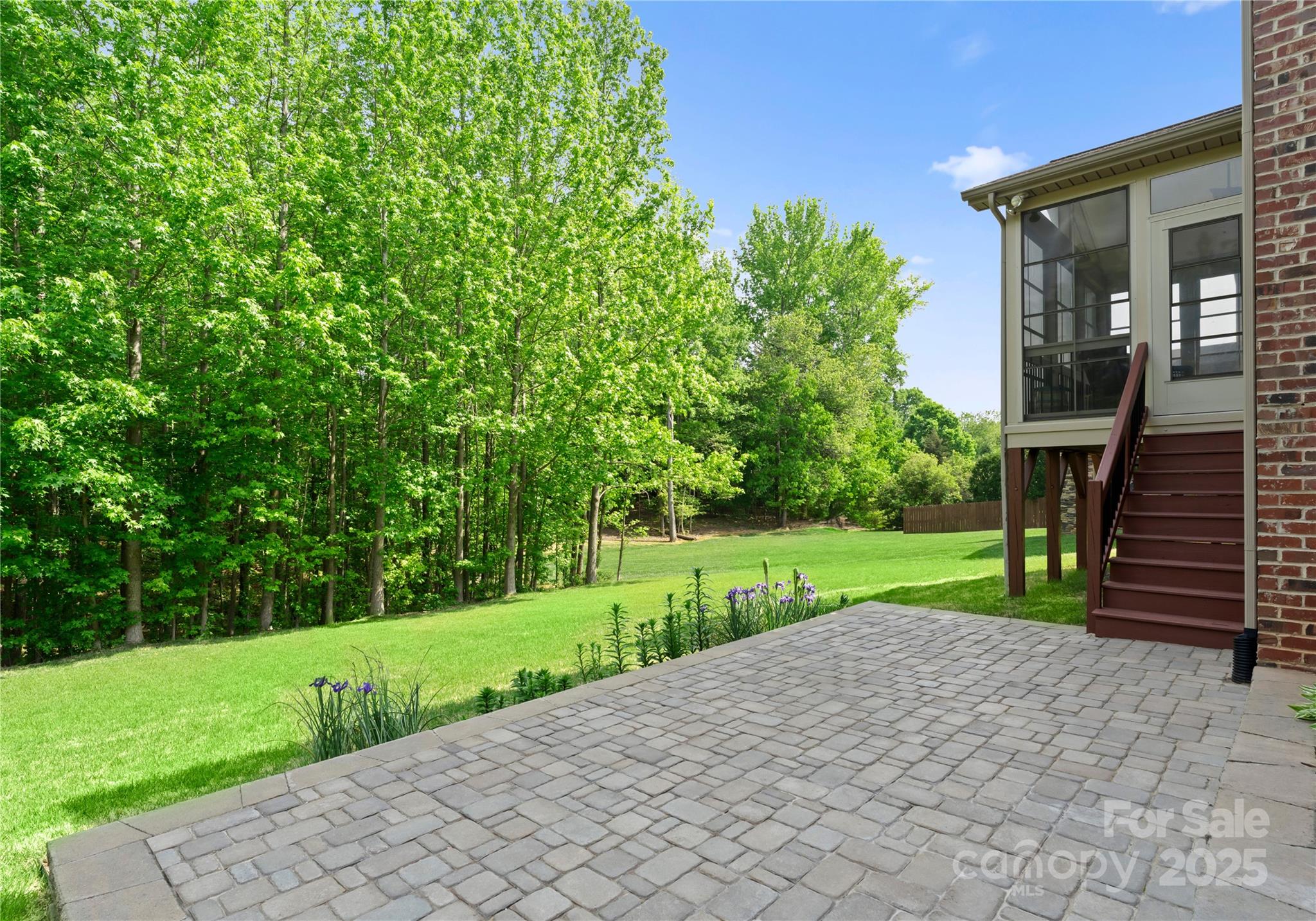 2606 Walker Road