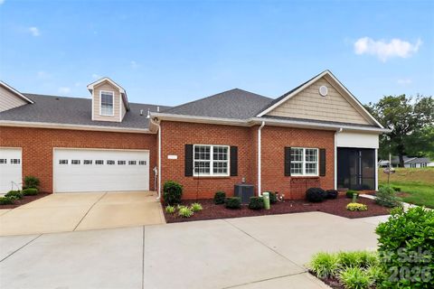 Photo of 2311 Index Court, Denver, NC 28037 (MLS # 4380254)