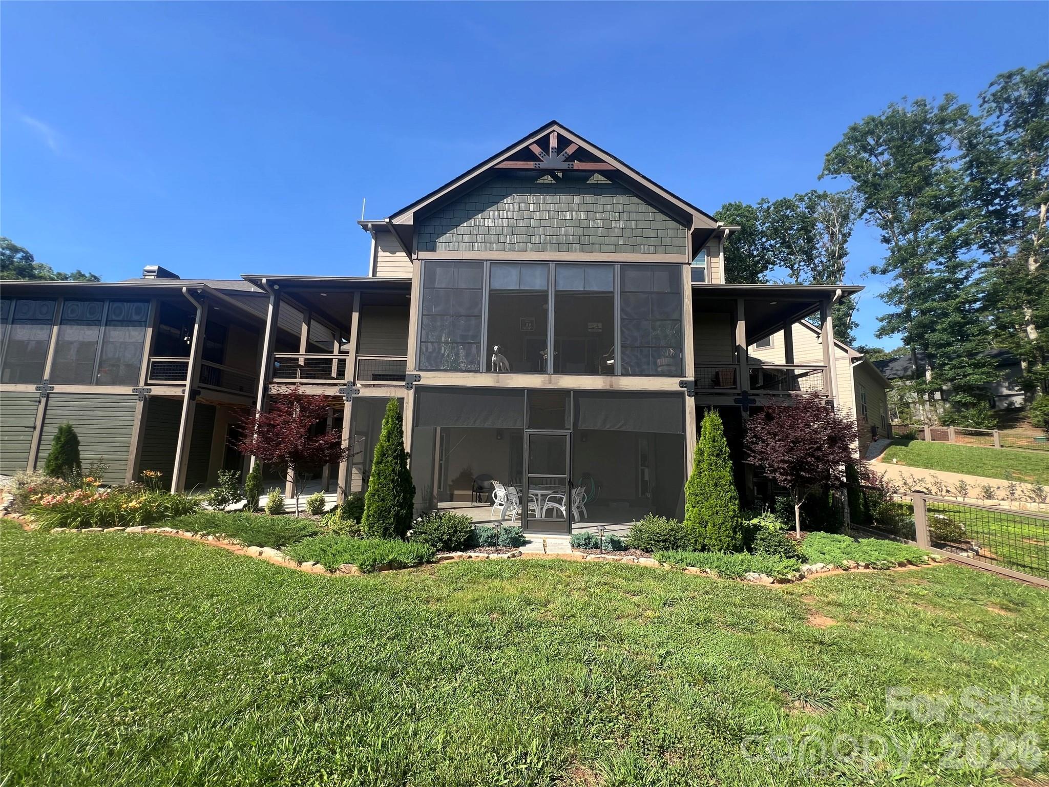 1052 Porter Creek Drive