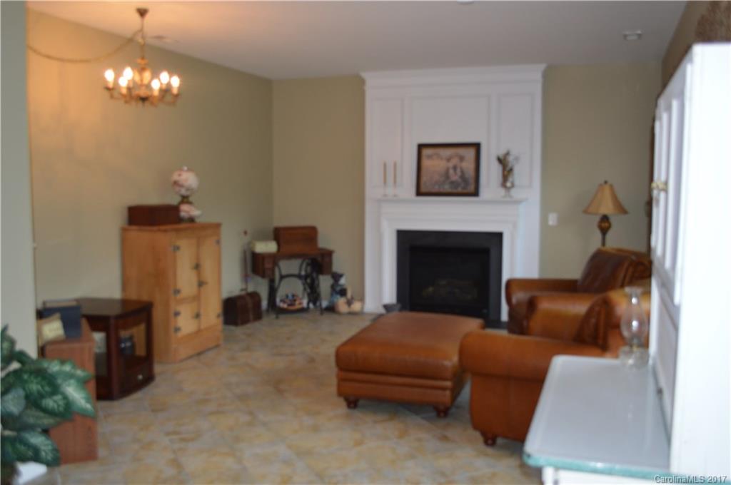 Autumn Cove At Lake Wylie - Residential