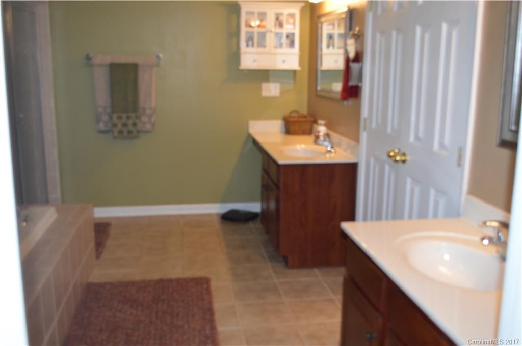 Autumn Cove At Lake Wylie - Residential