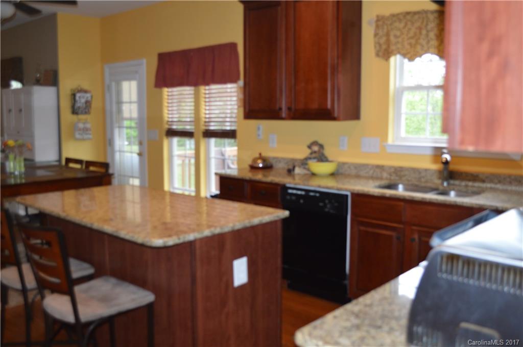 Autumn Cove At Lake Wylie - Residential