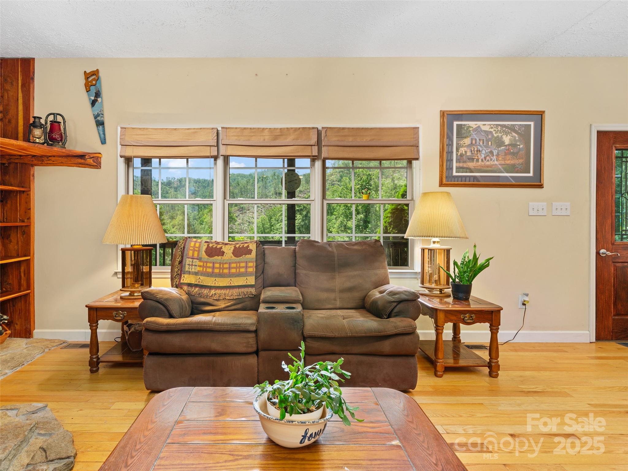 2216 Beans Creek Road