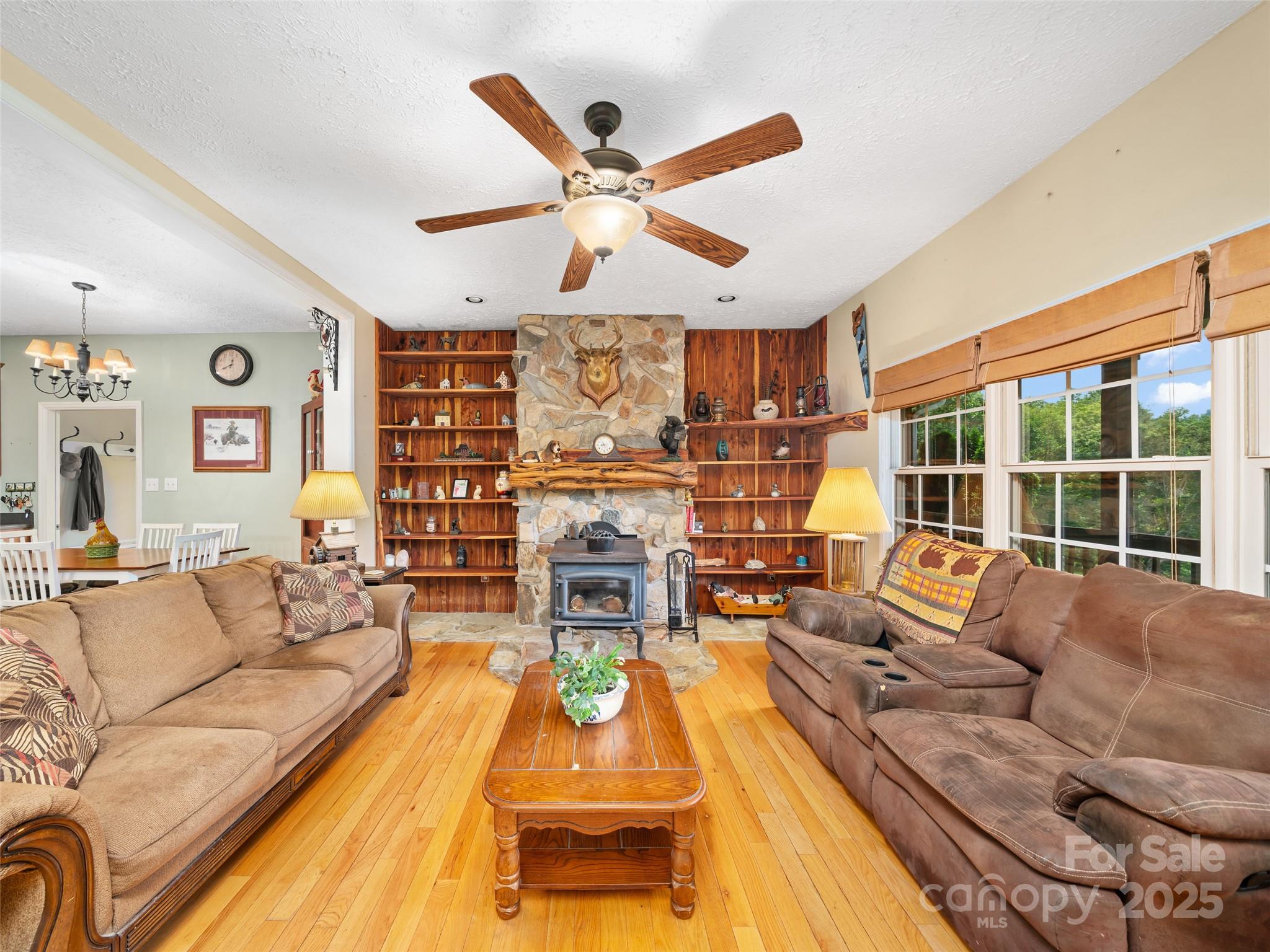 2216 Beans Creek Road