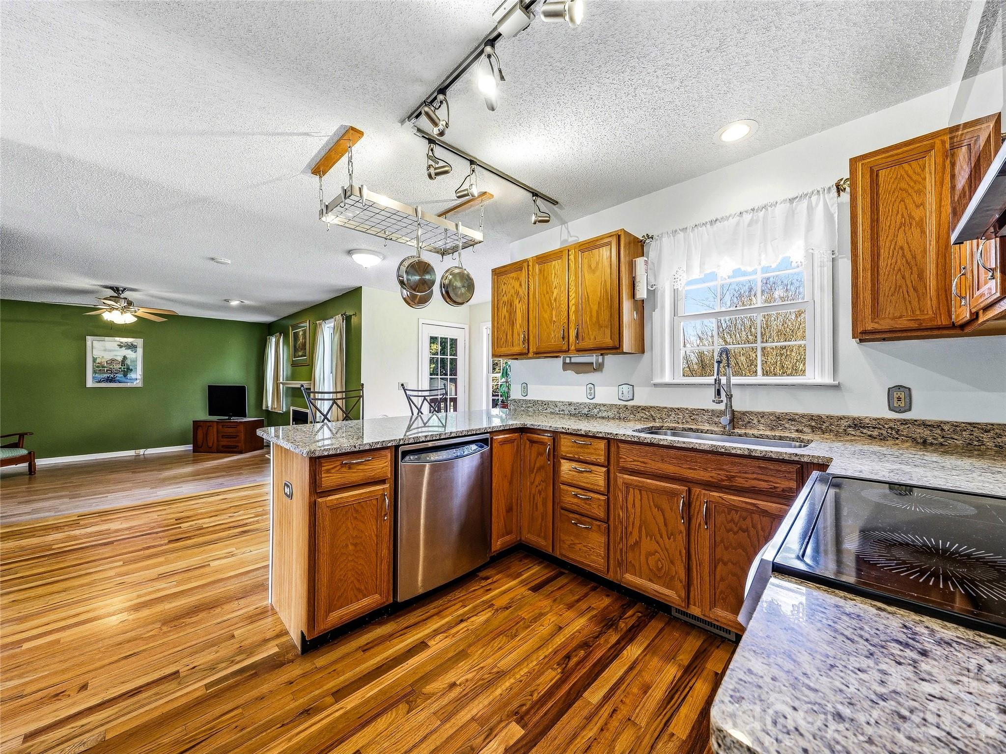 Bonnie Brown - Residential