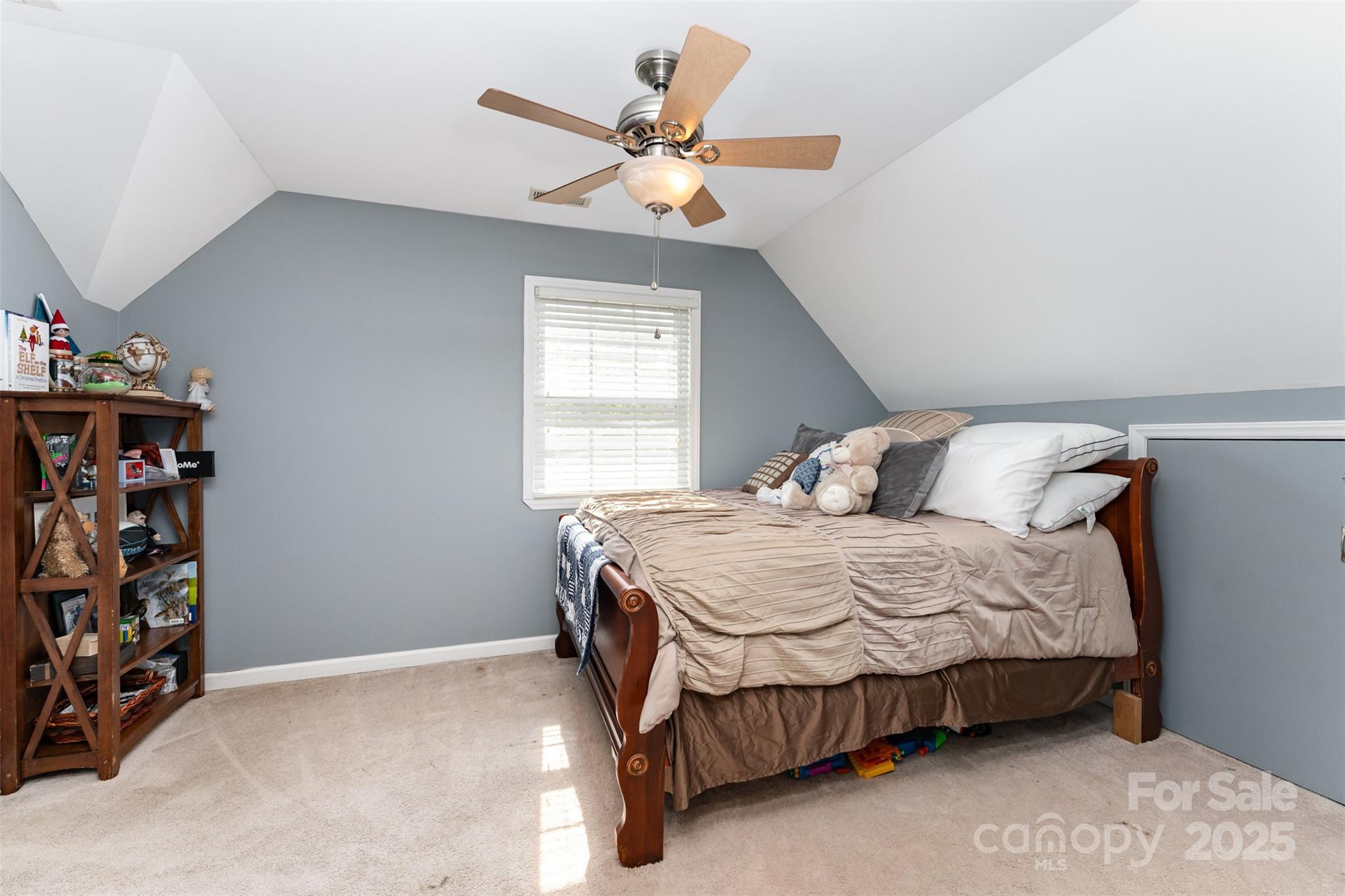 Charlotte, North Carolina 28209, United States, 3 Bedrooms Bedrooms, ,3 BathroomsBathrooms,Residential,Active,211509