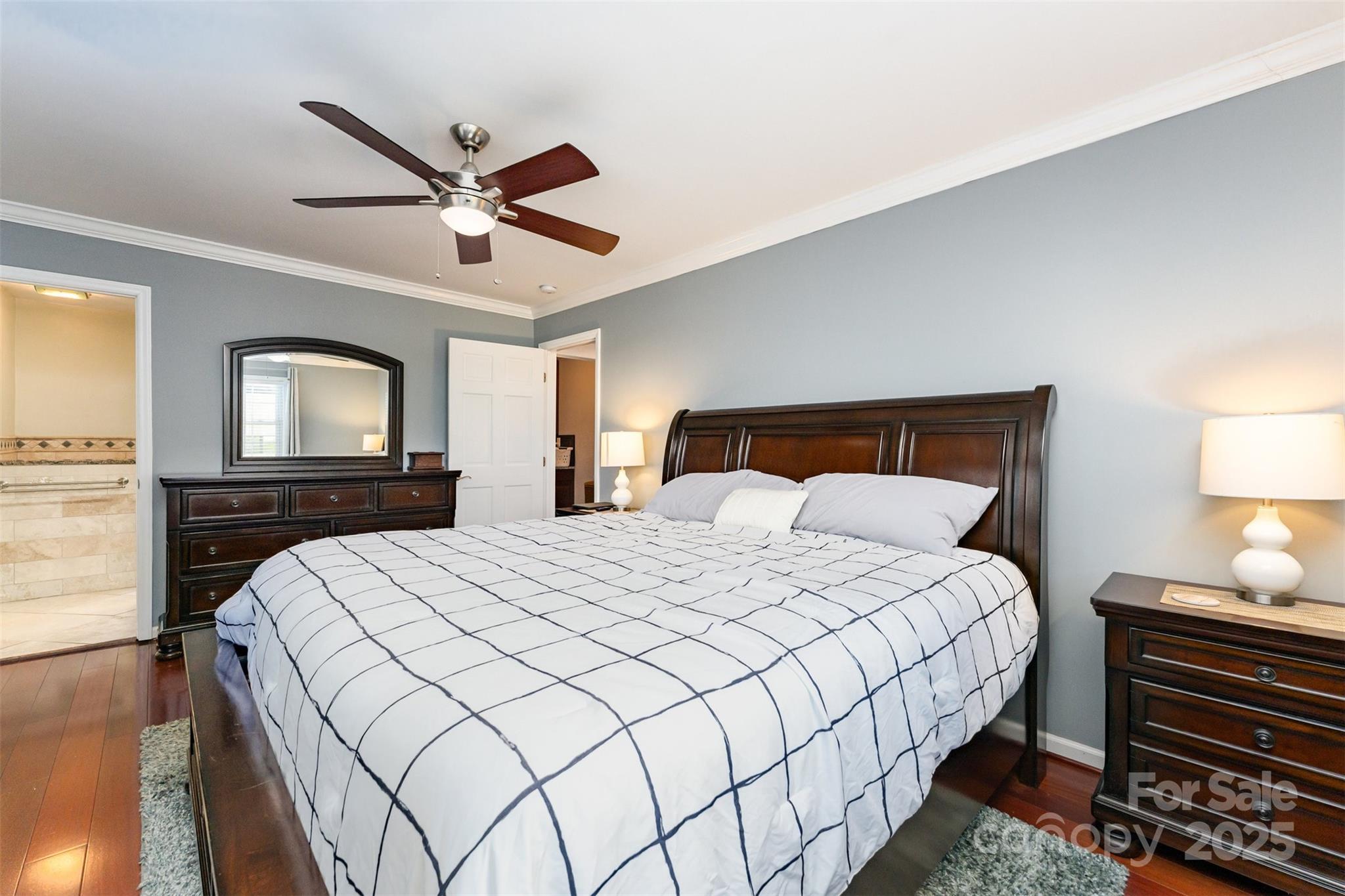 Charlotte, North Carolina 28209, United States, 3 Bedrooms Bedrooms, ,3 BathroomsBathrooms,Residential,Active,211509