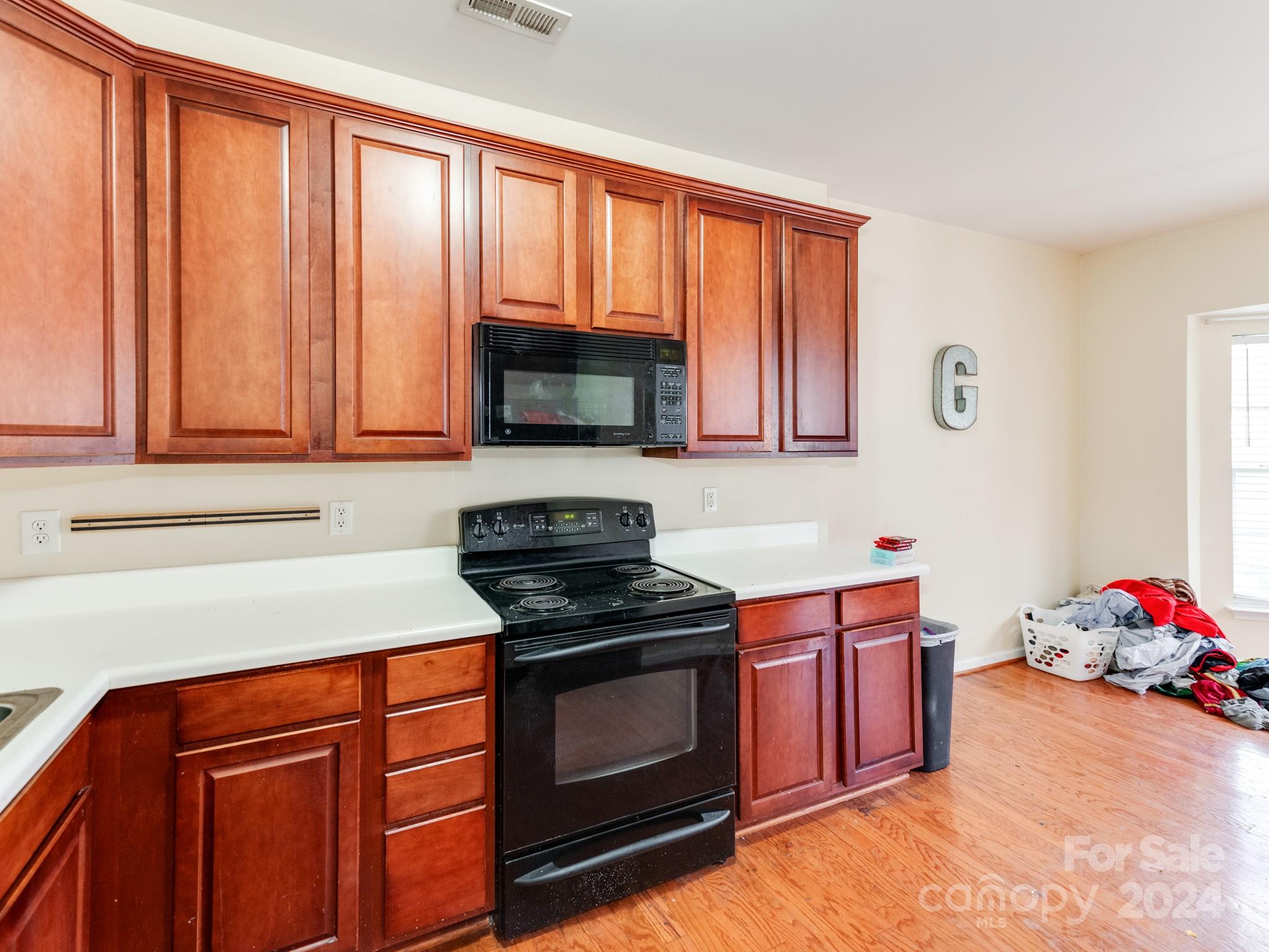 Robinwood Village - Residential