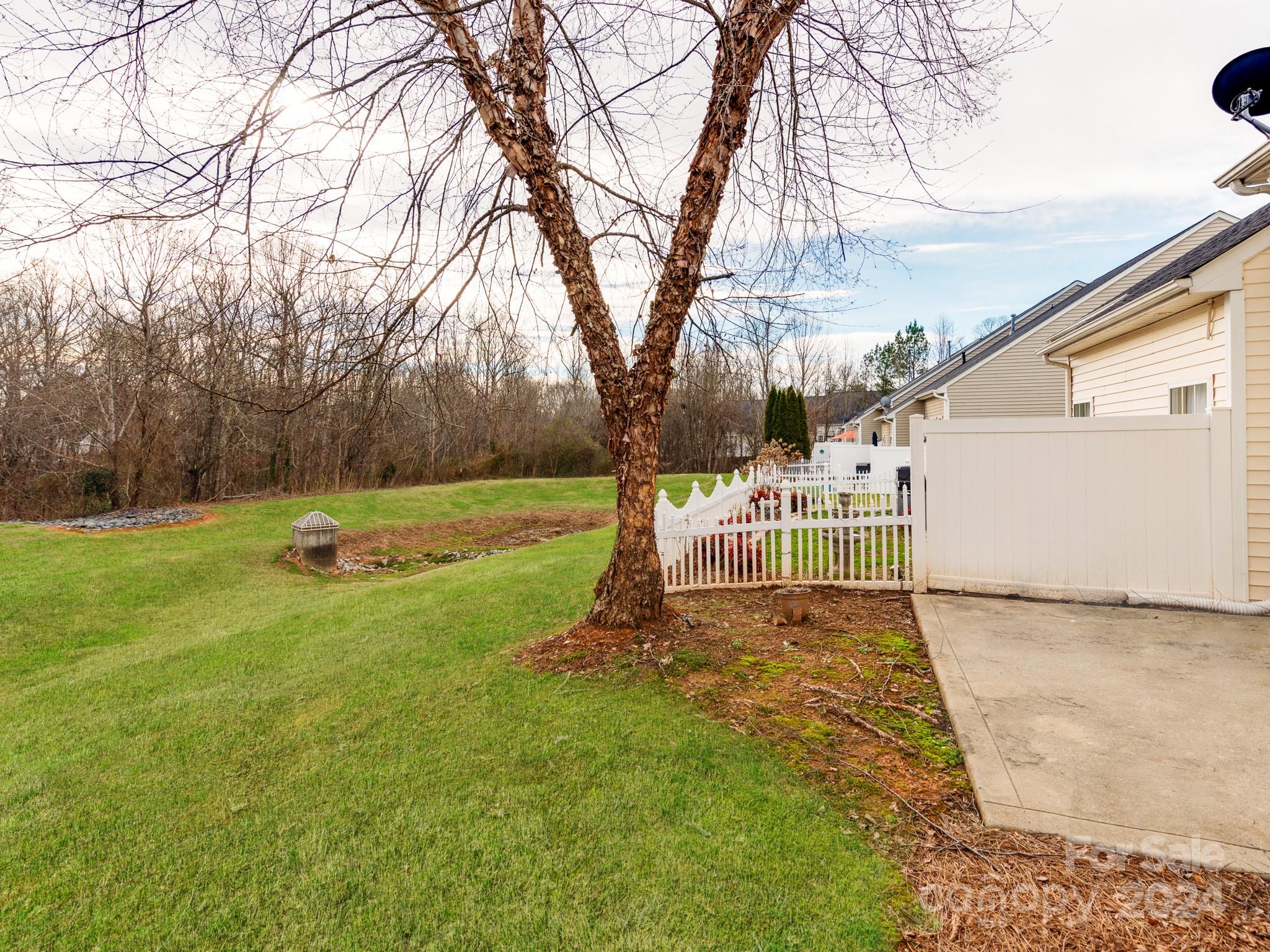 Robinwood Village - Residential