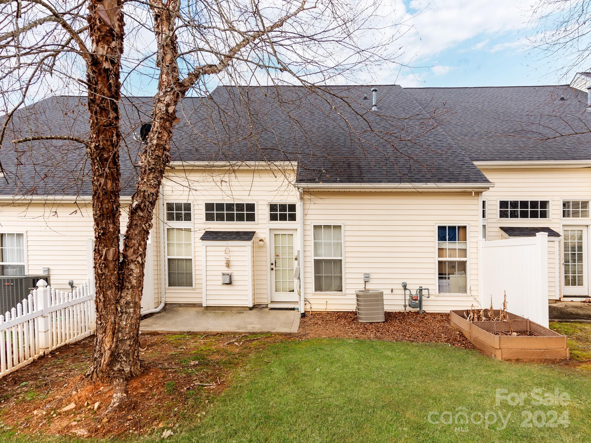 Robinwood Village - Residential