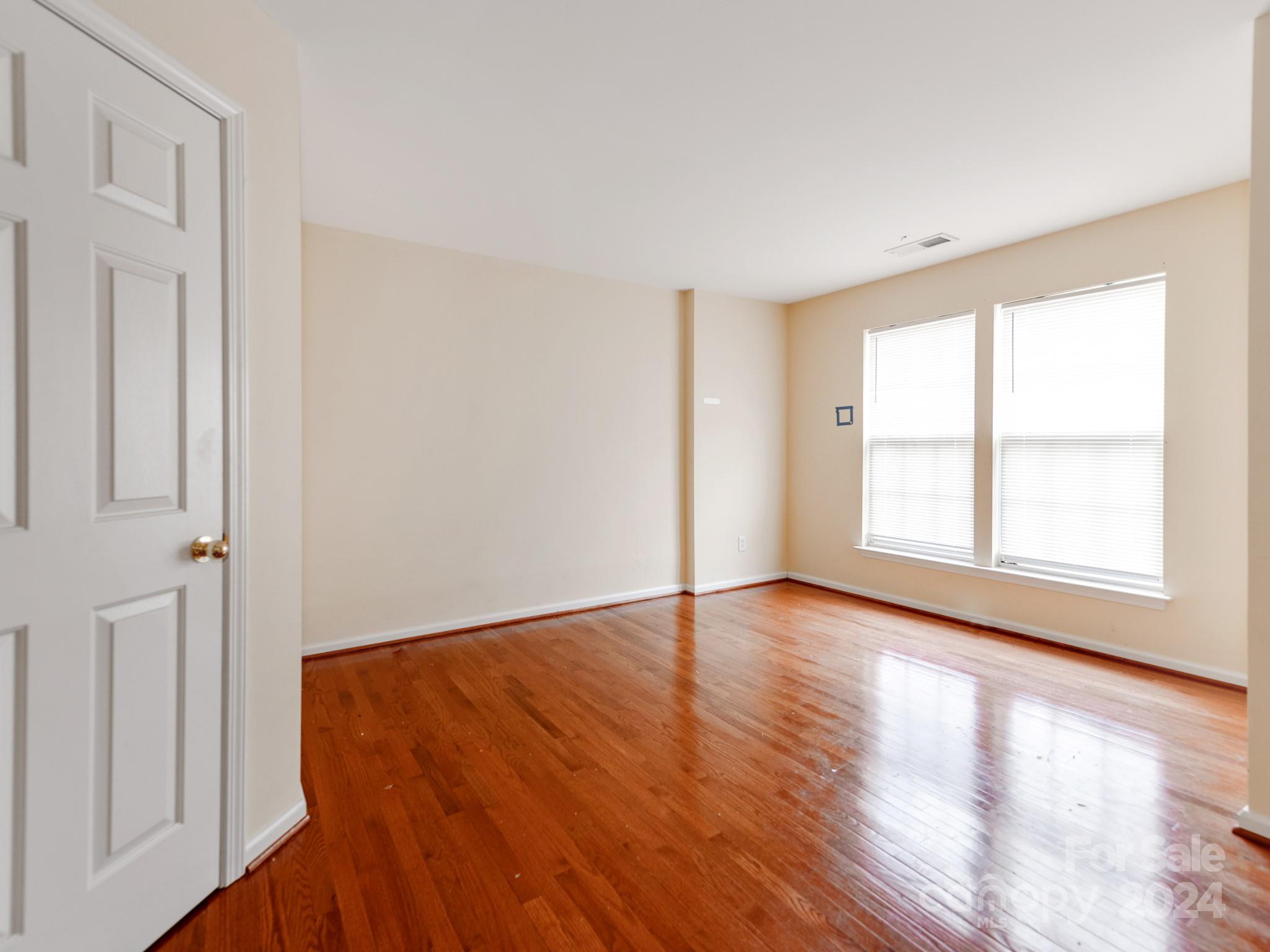 Robinwood Village - Residential