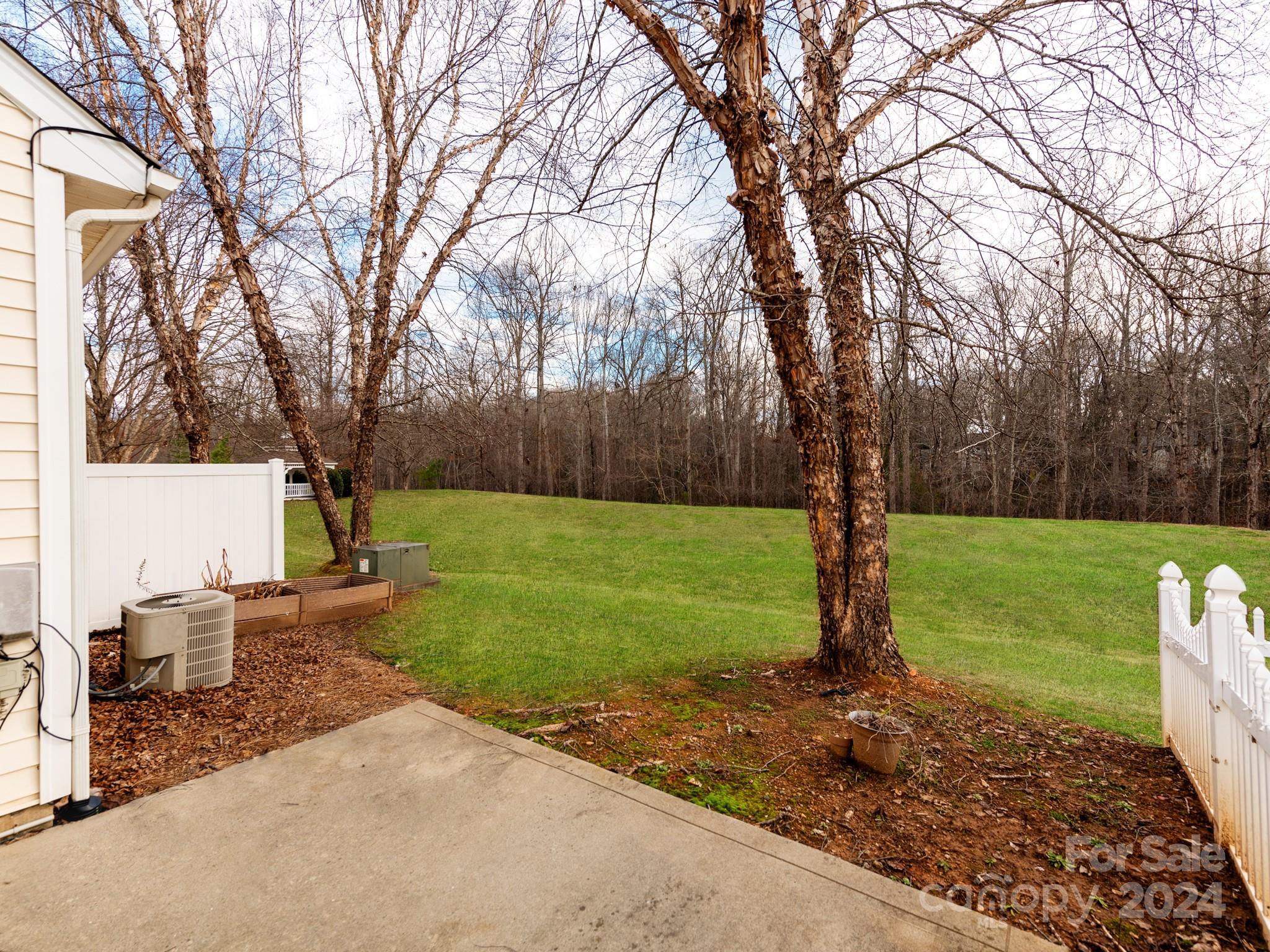 Robinwood Village - Residential