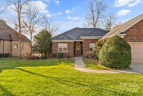 A home in Hickory