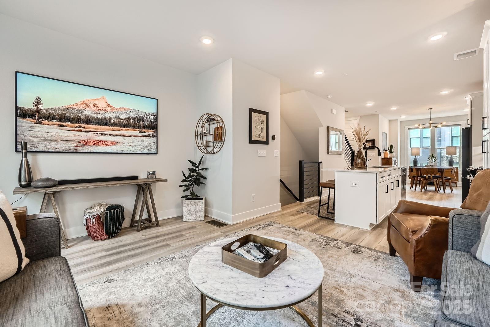 5007 Tiny Lane