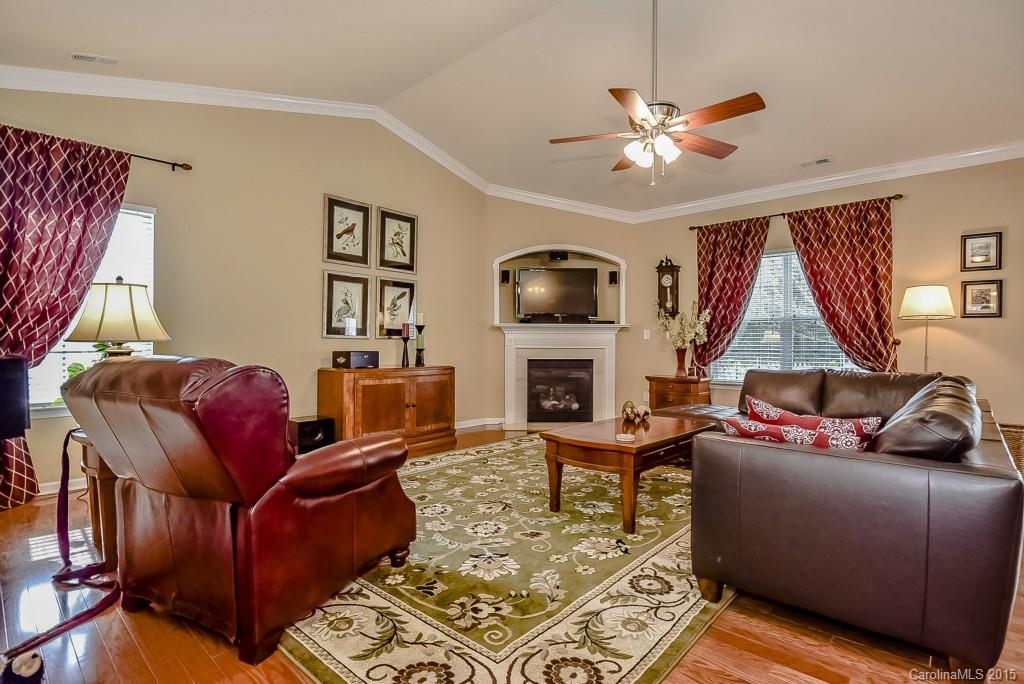 Oakhurst - Residential