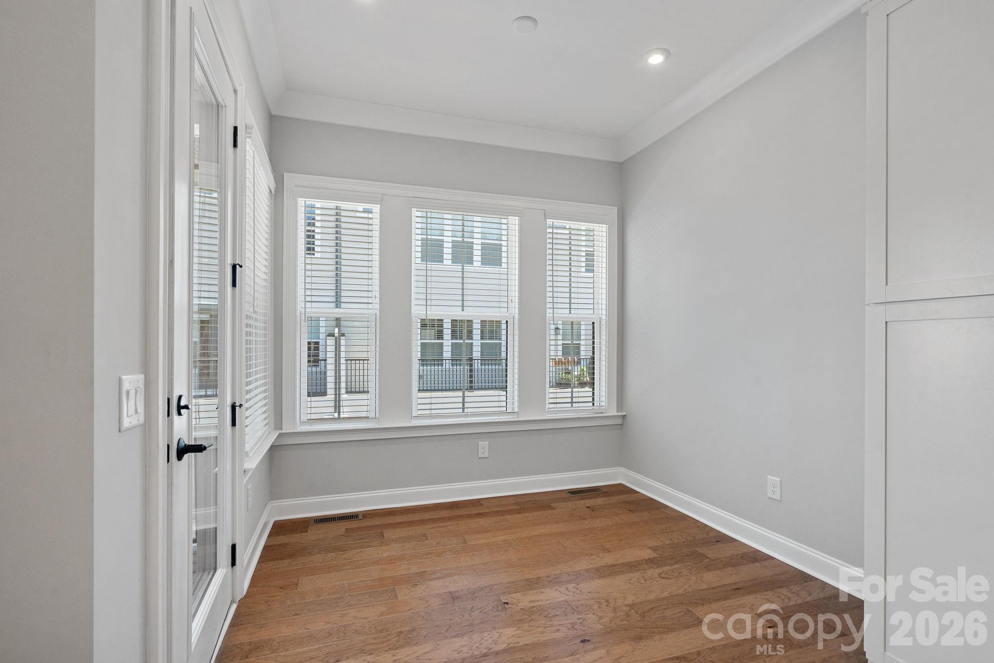 Elizabeth - Residential